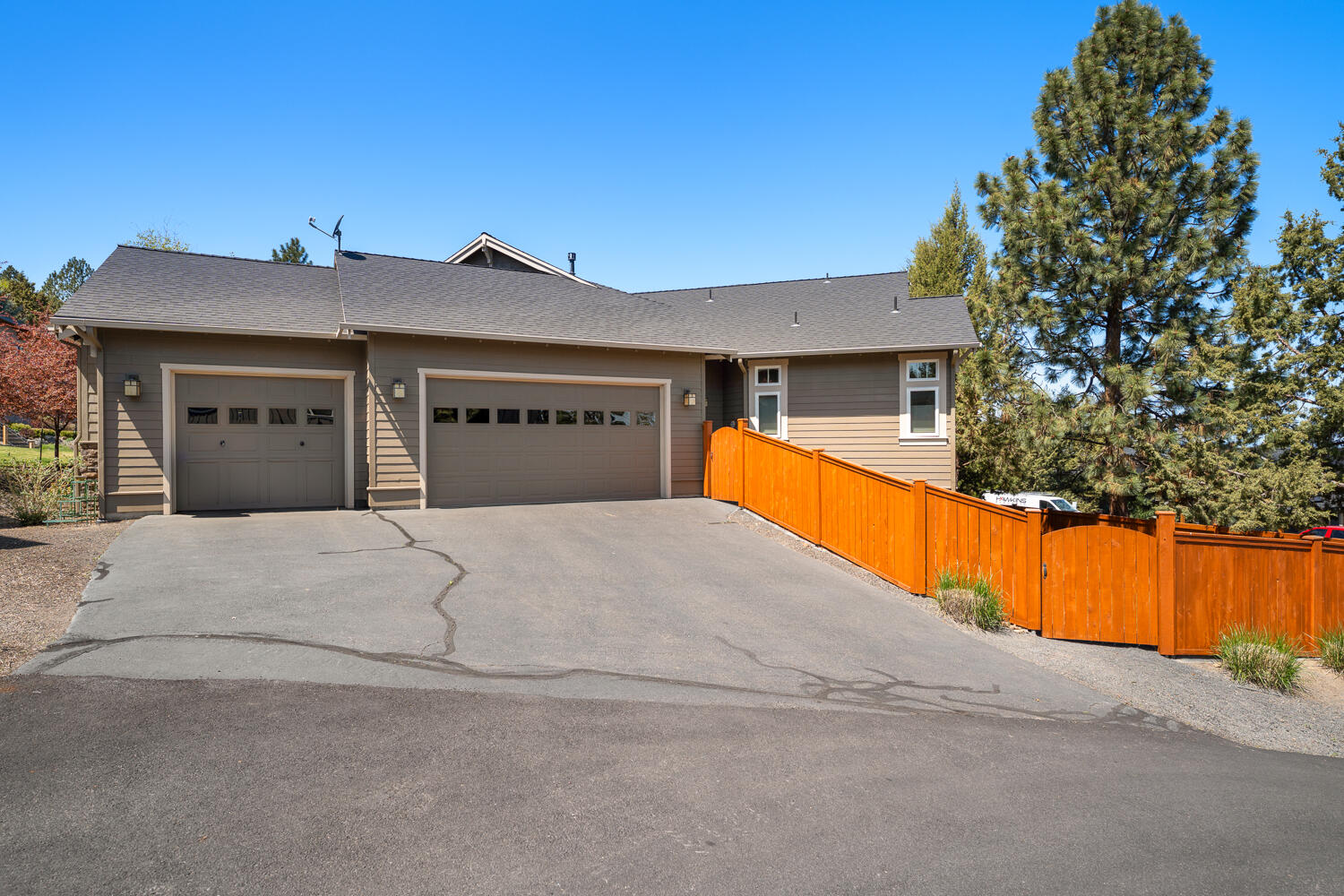 1222 NW Constellation Drive