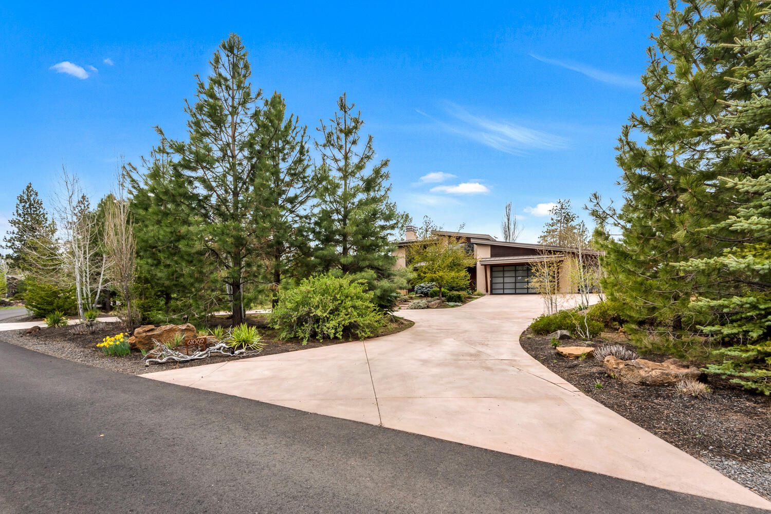 61069 Bachelor View Road