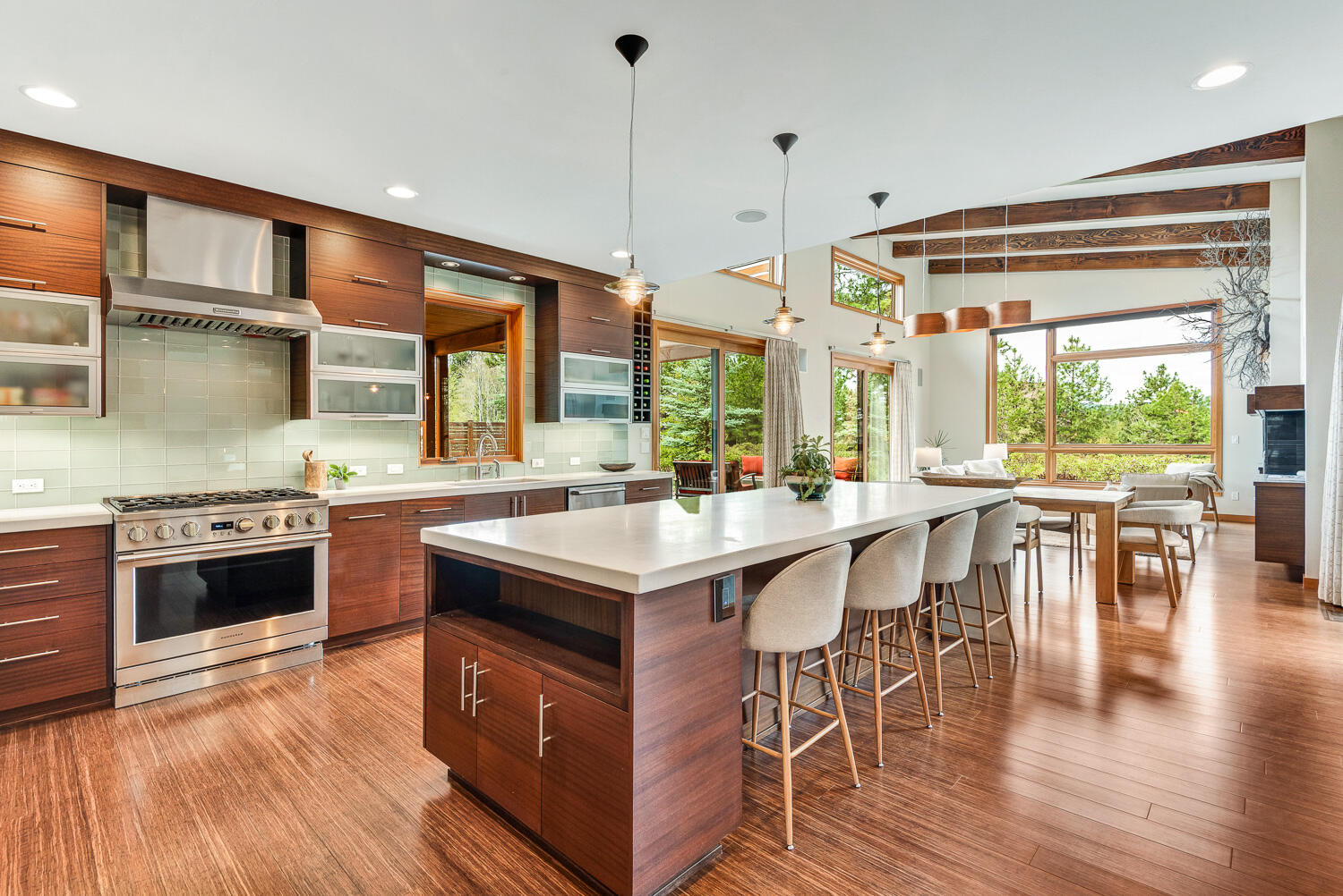 61069 Bachelor View Road