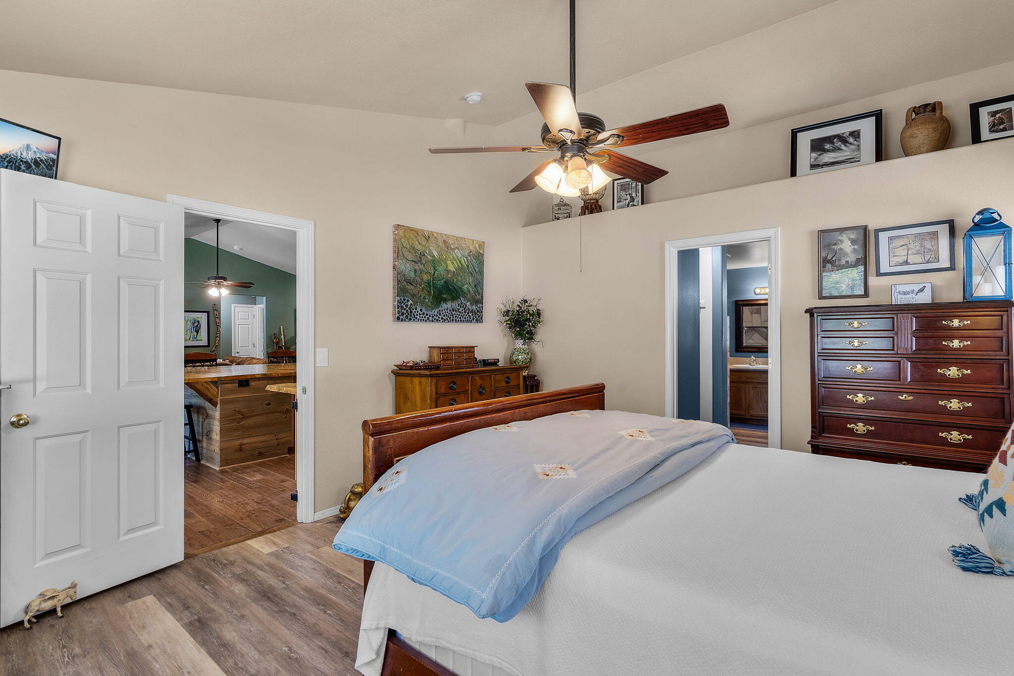 15670 Sunrise Boulevard