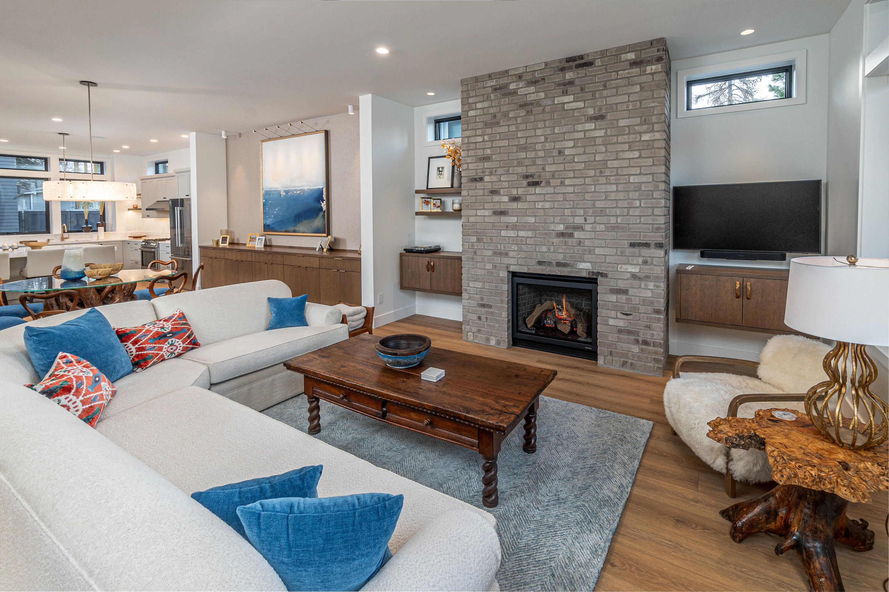 337 NW Columbia Street, 1 & 2