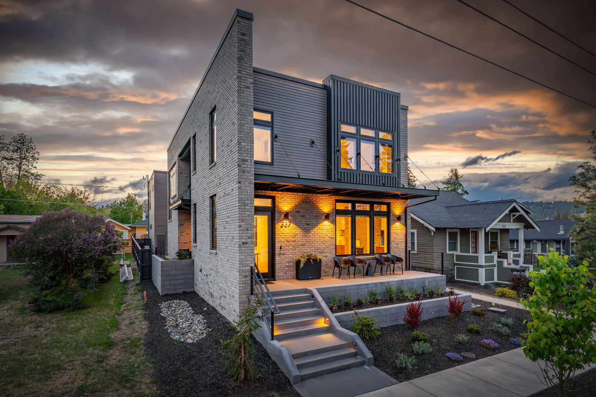 337 NW Columbia Street, 1 & 2