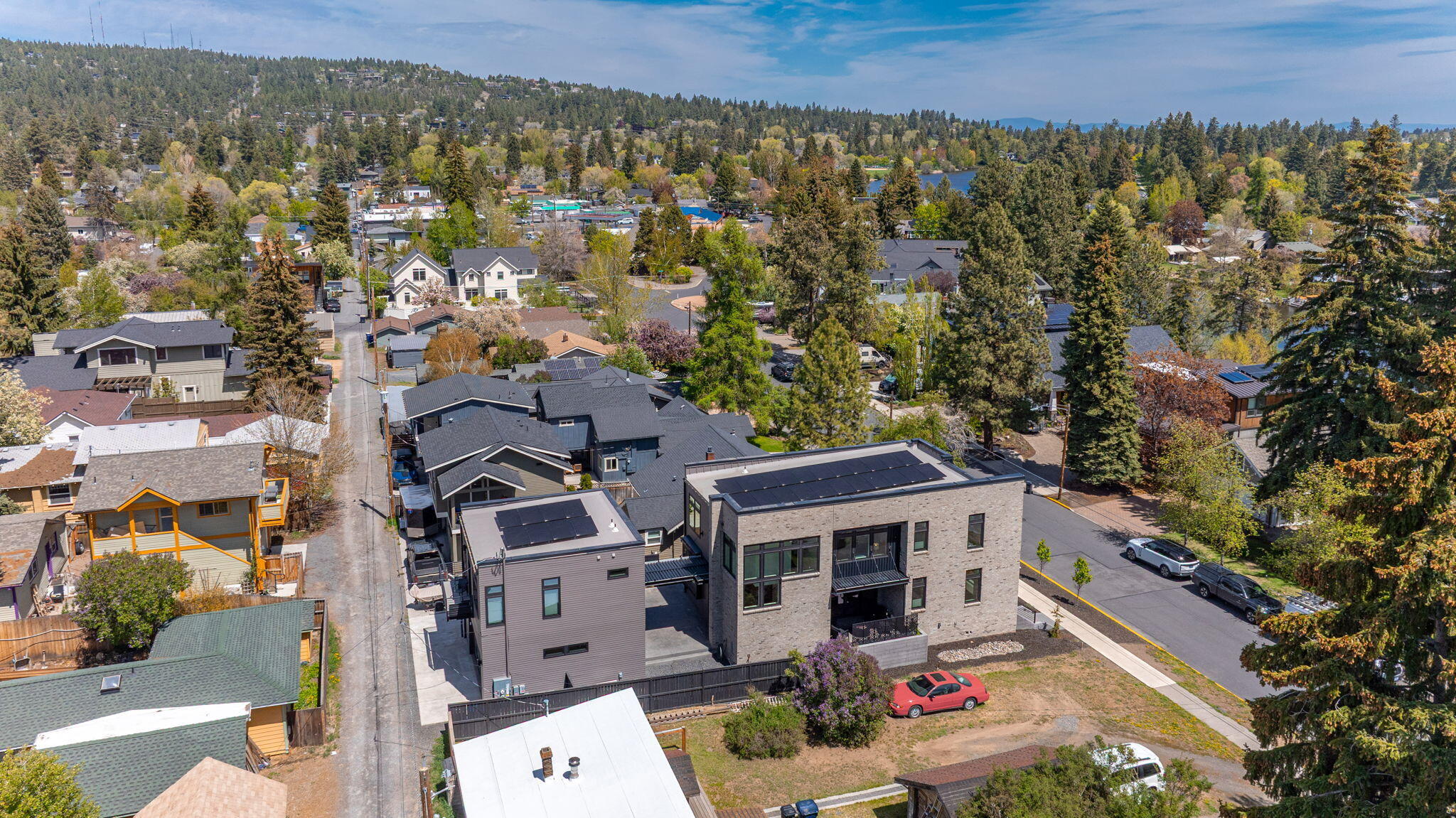 337 NW Columbia Street, 1 & 2