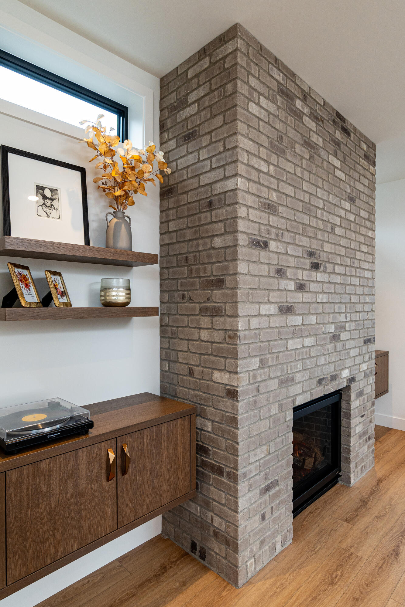 337 NW Columbia Street, 1 & 2