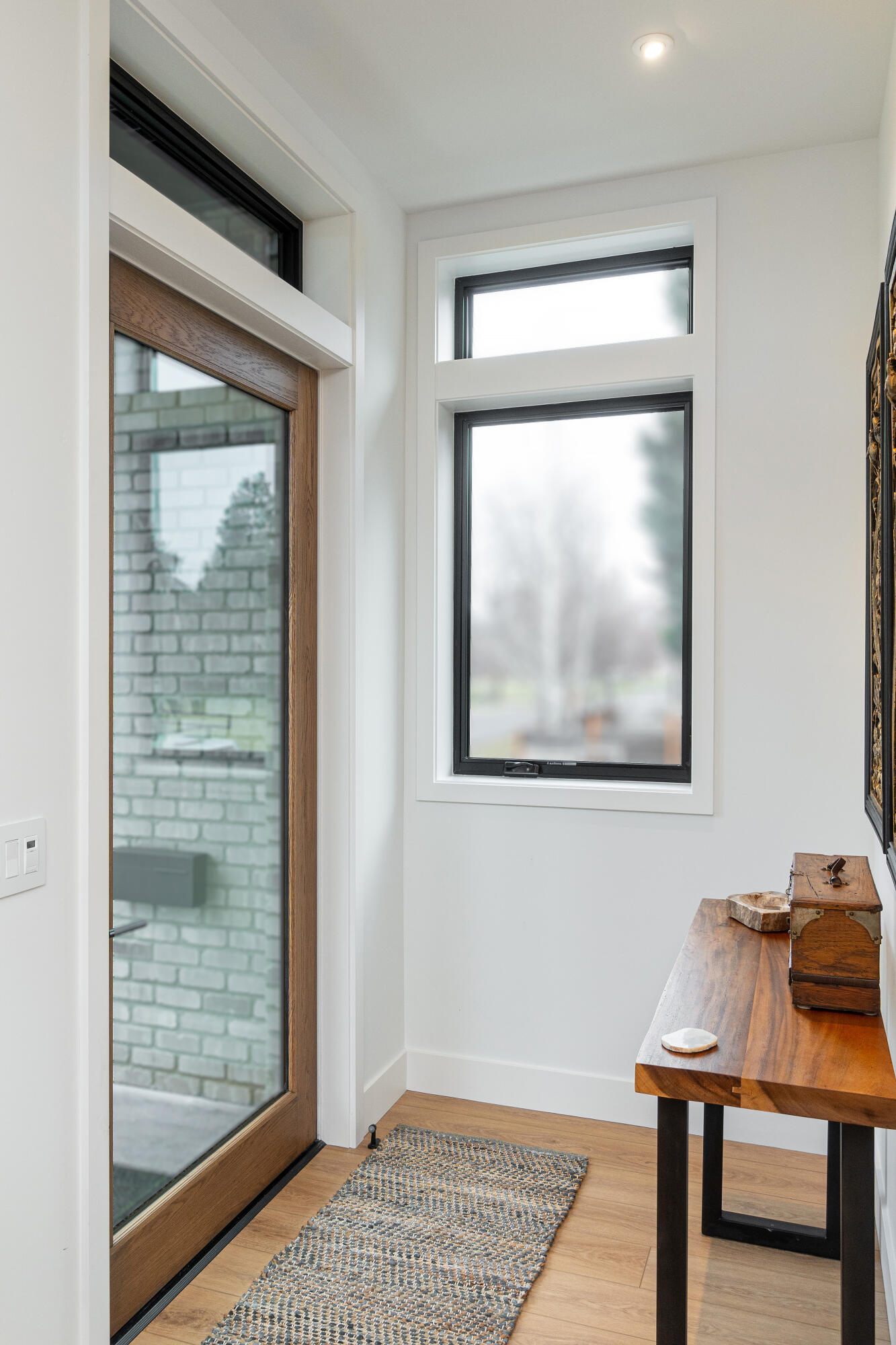 337 NW Columbia Street, 1 & 2