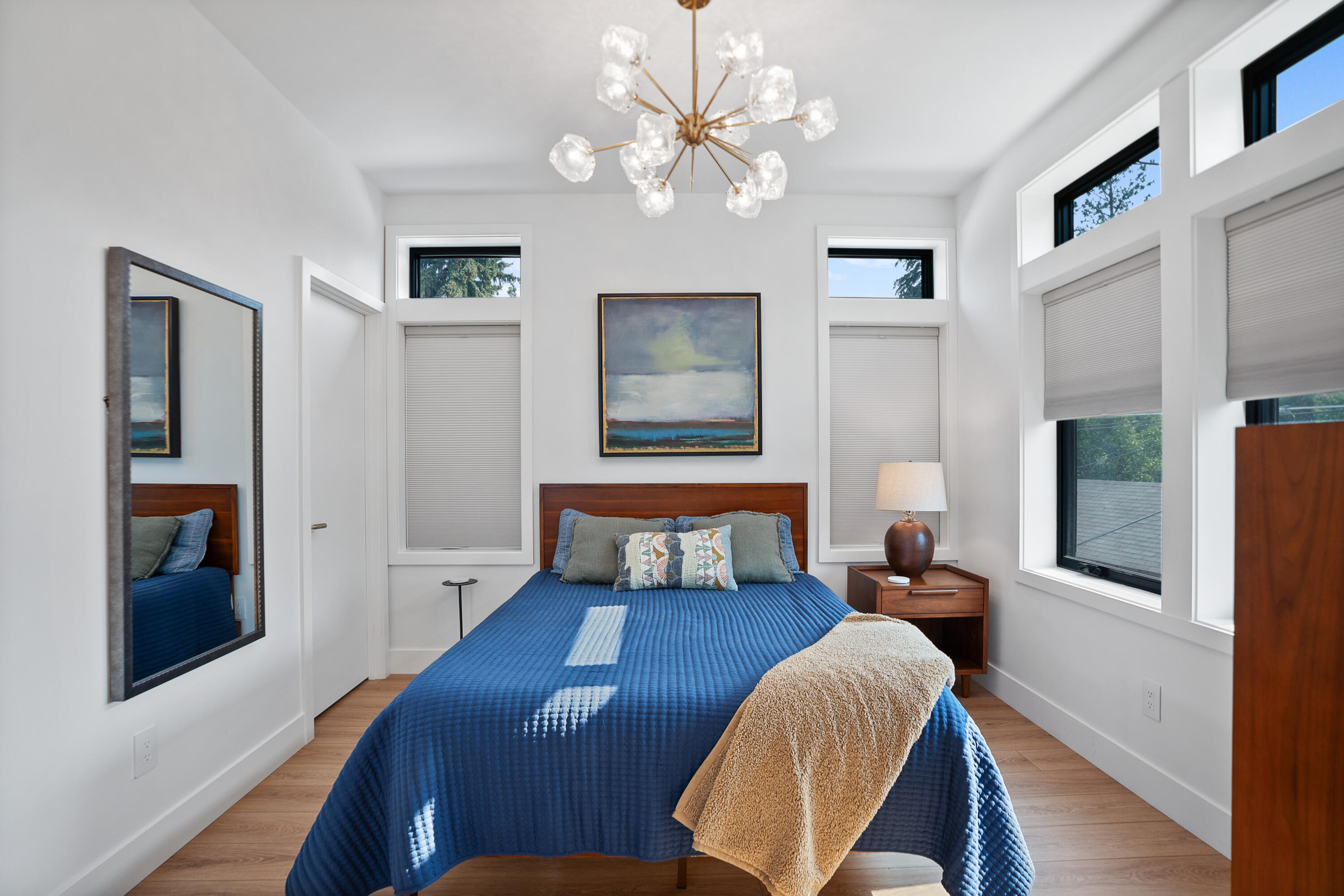 337 NW Columbia Street, 1 & 2