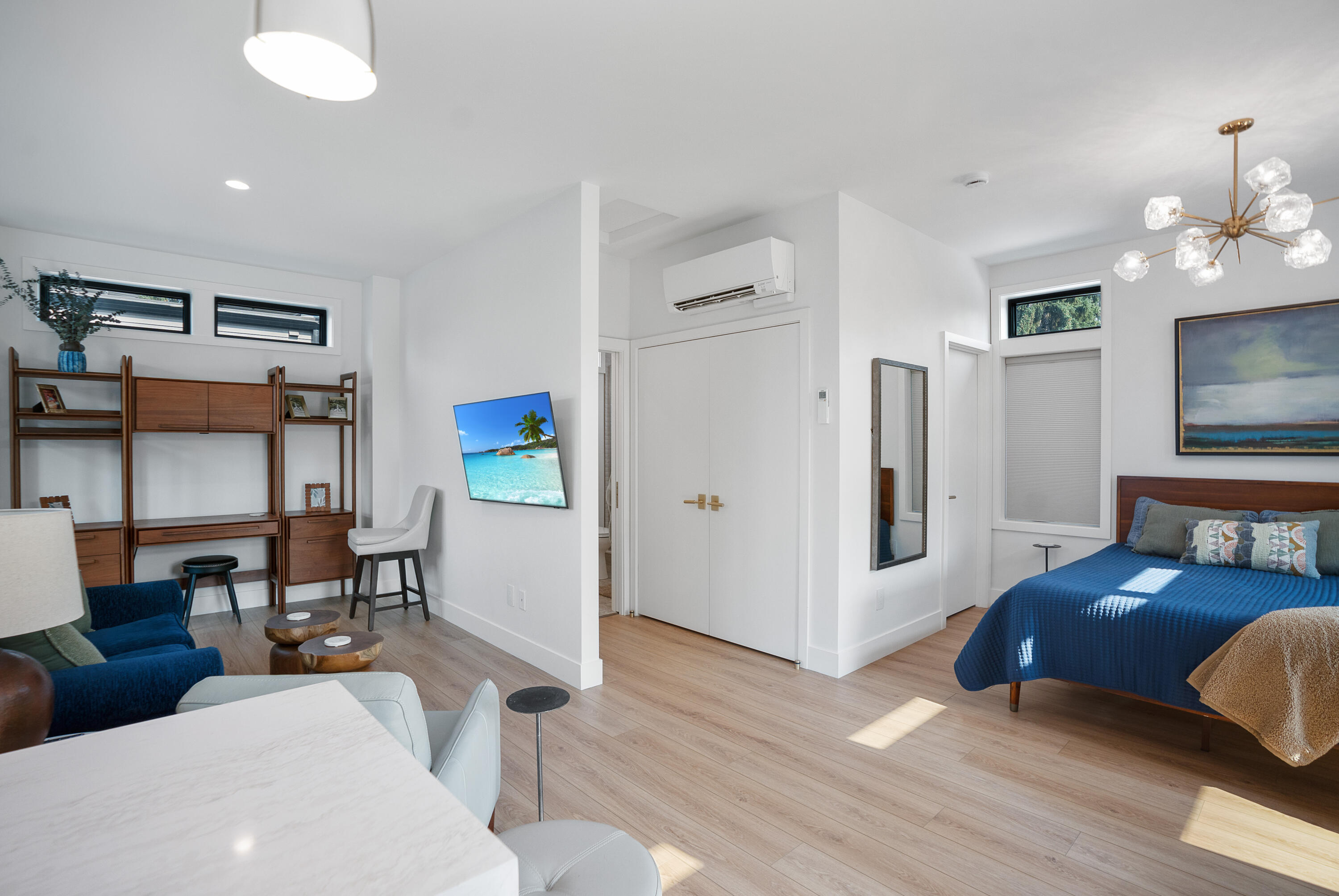 337 NW Columbia Street, 1 & 2