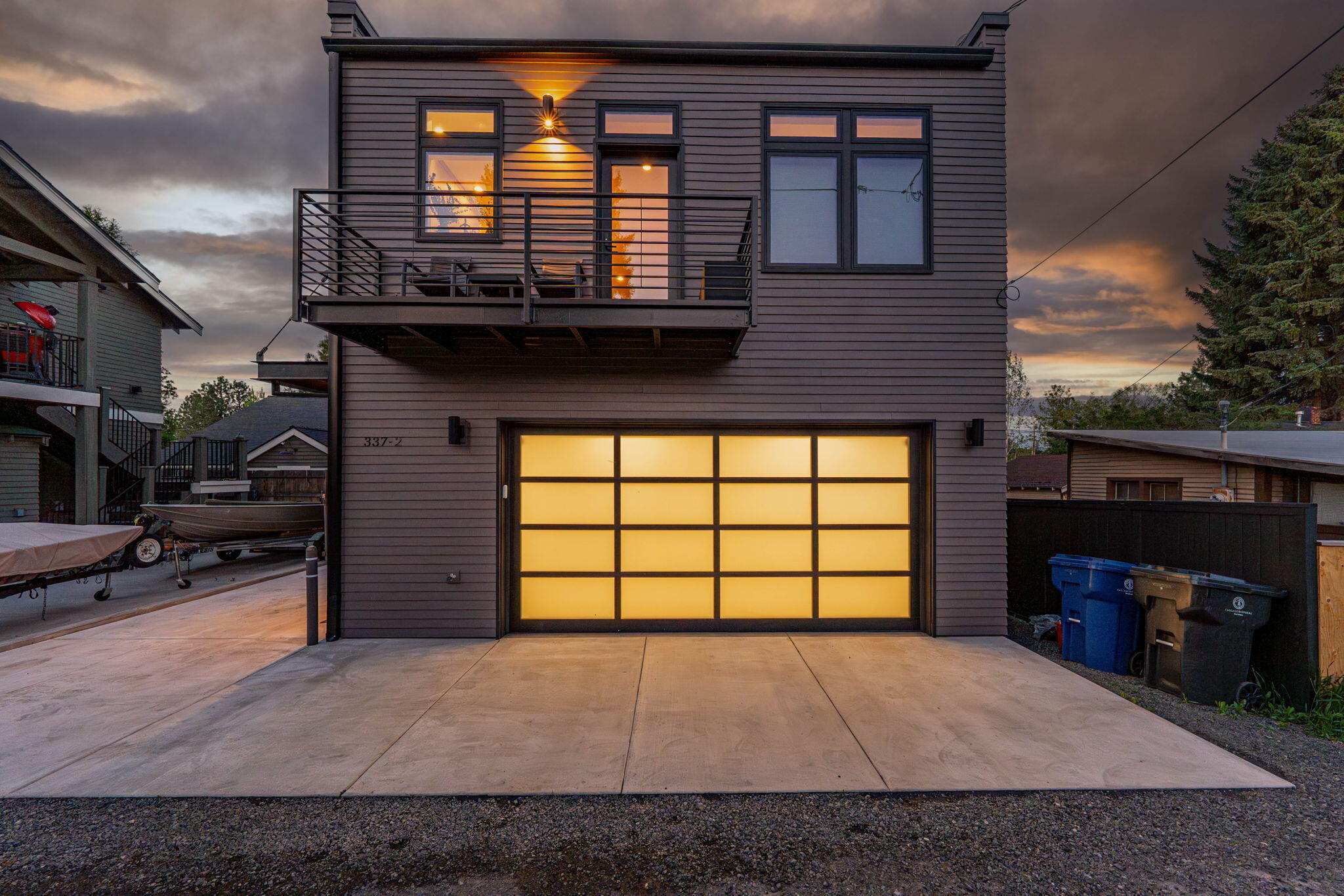 337 NW Columbia Street, 1 & 2