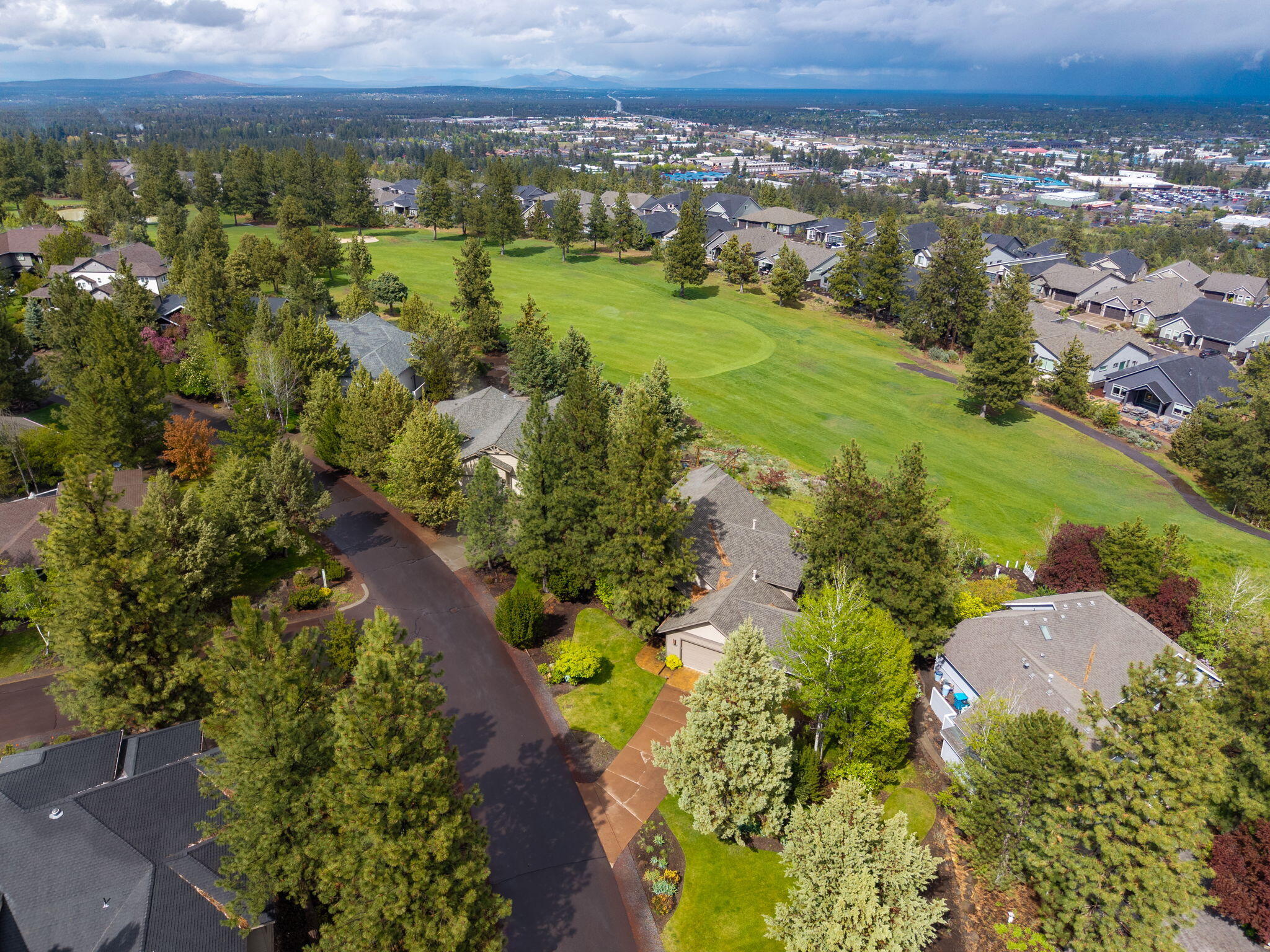 2932 NW Fairway Heights Drive