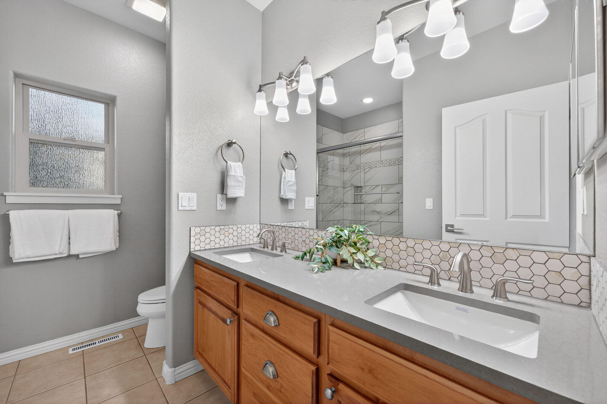 2932 NW Fairway Heights Drive