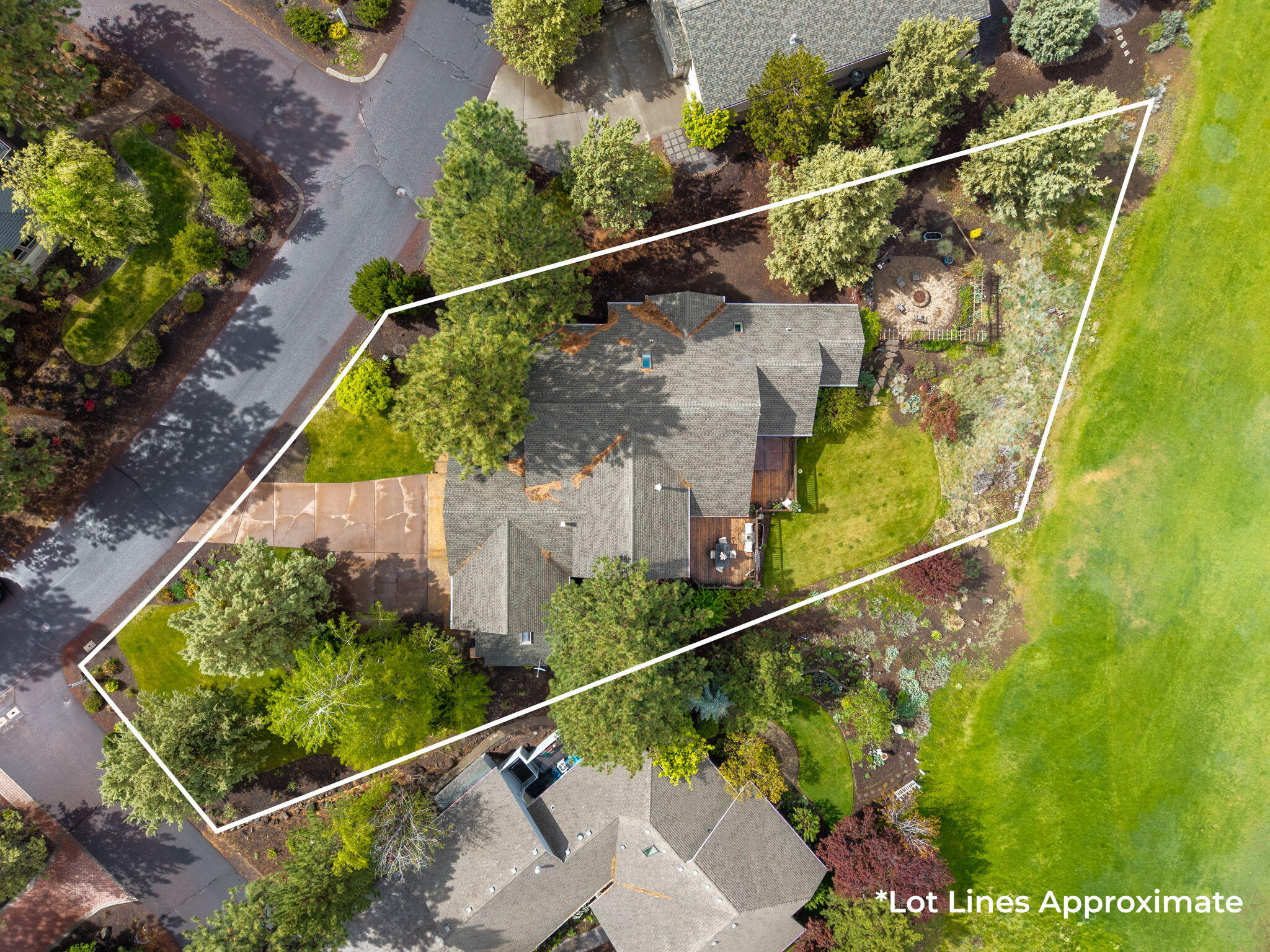 2932 NW Fairway Heights Drive