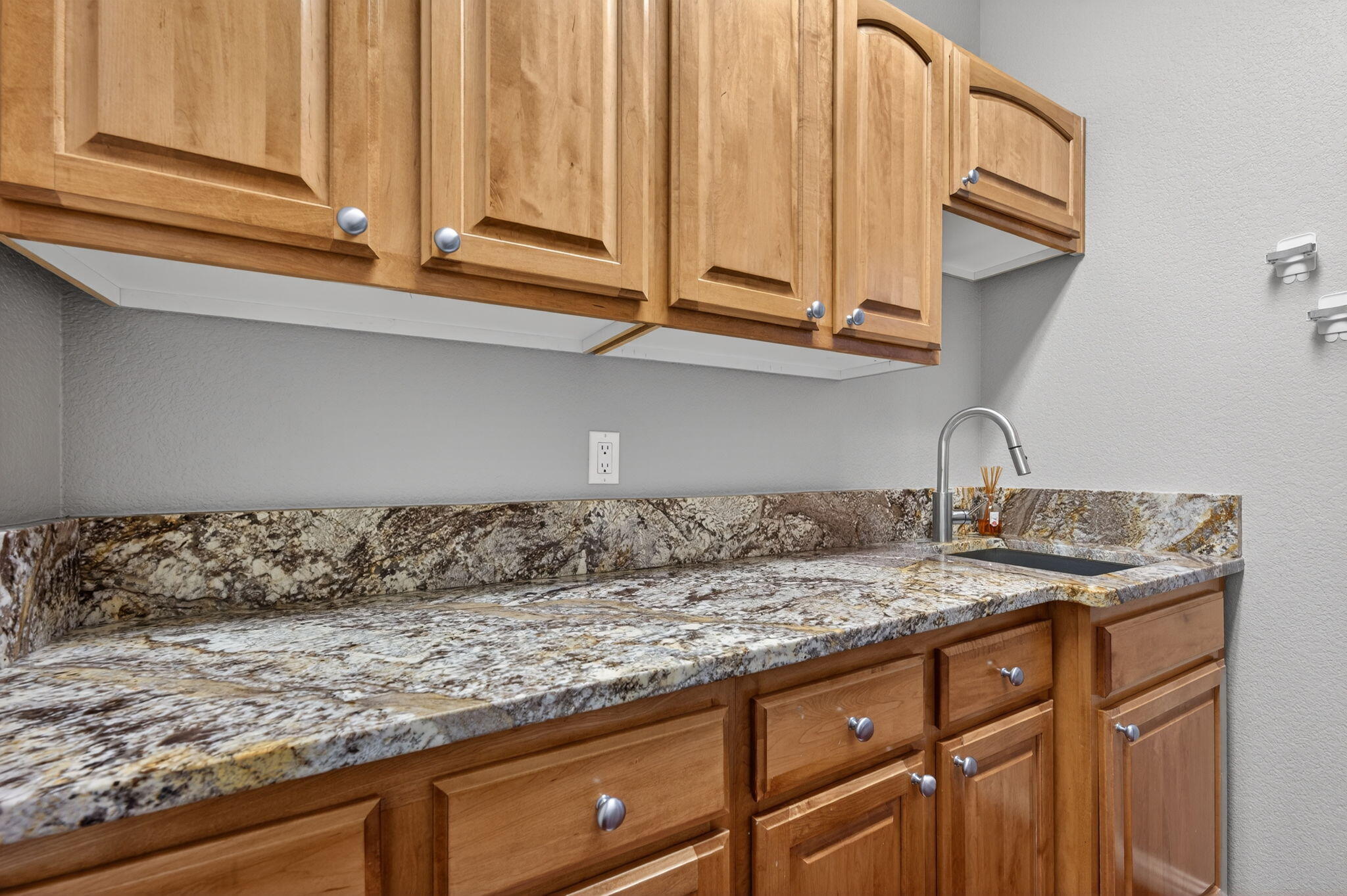 2932 NW Fairway Heights Drive