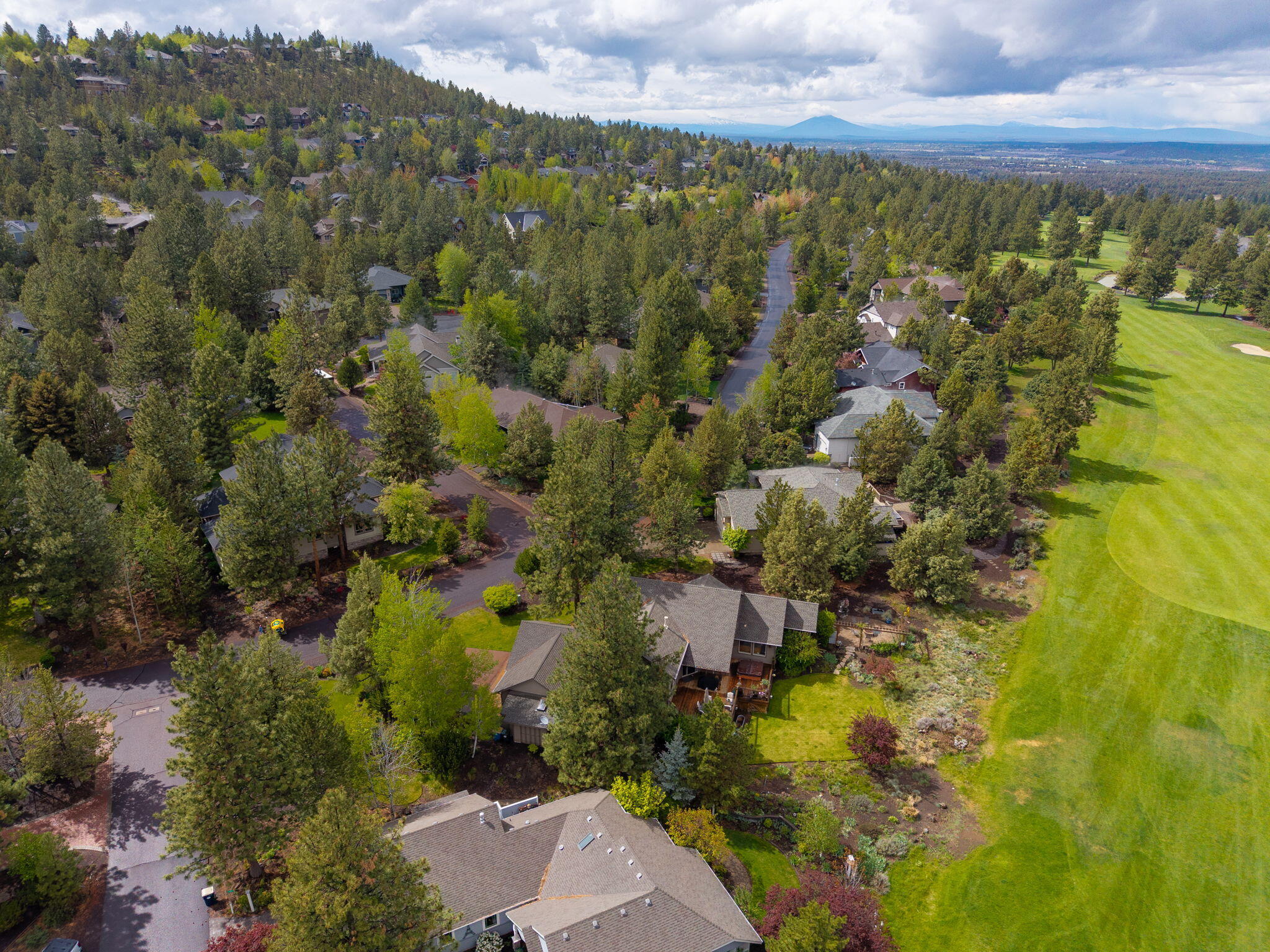 2932 NW Fairway Heights Drive