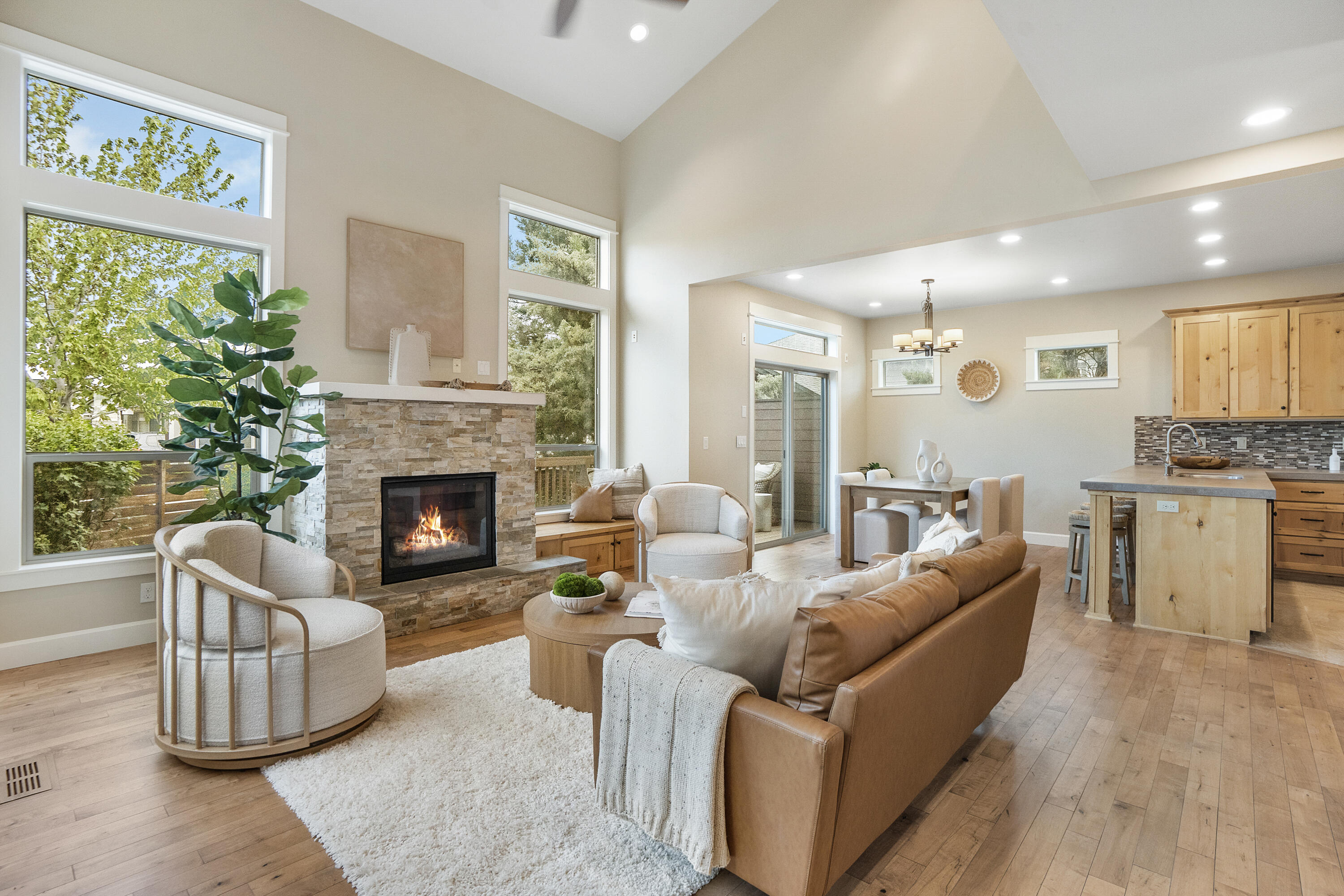 2598 NW Awbrey Point Circle