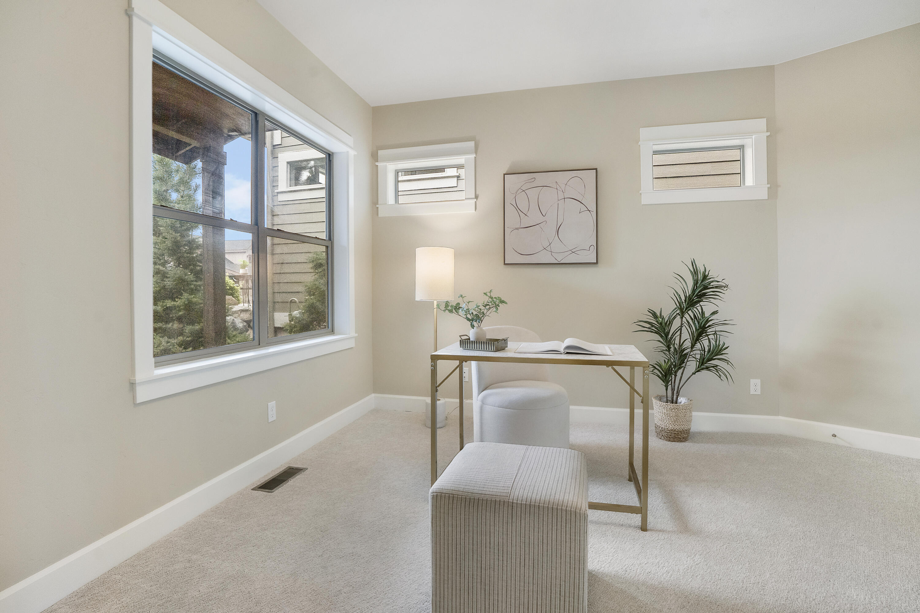 2598 NW Awbrey Point Circle