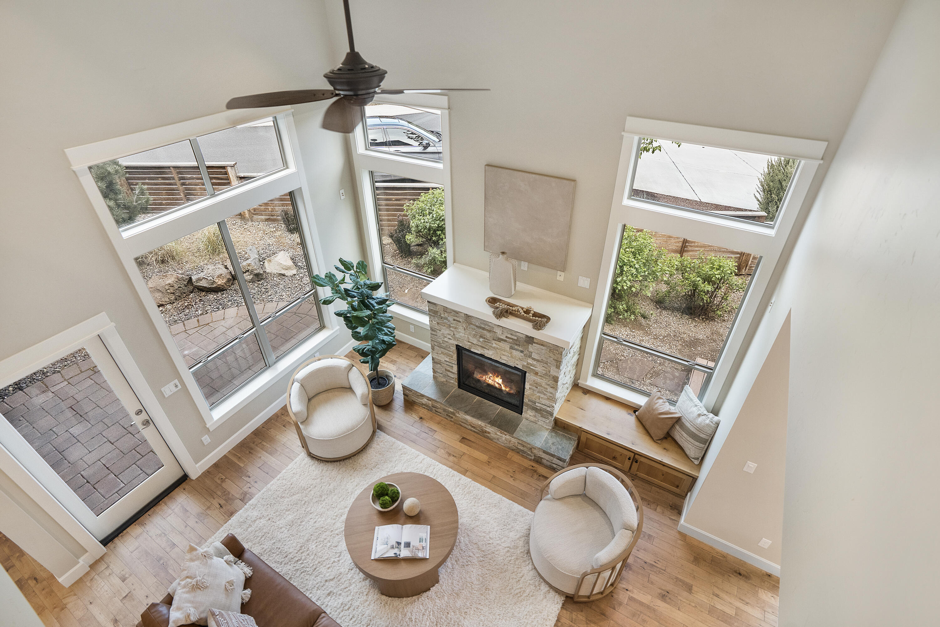 2598 NW Awbrey Point Circle