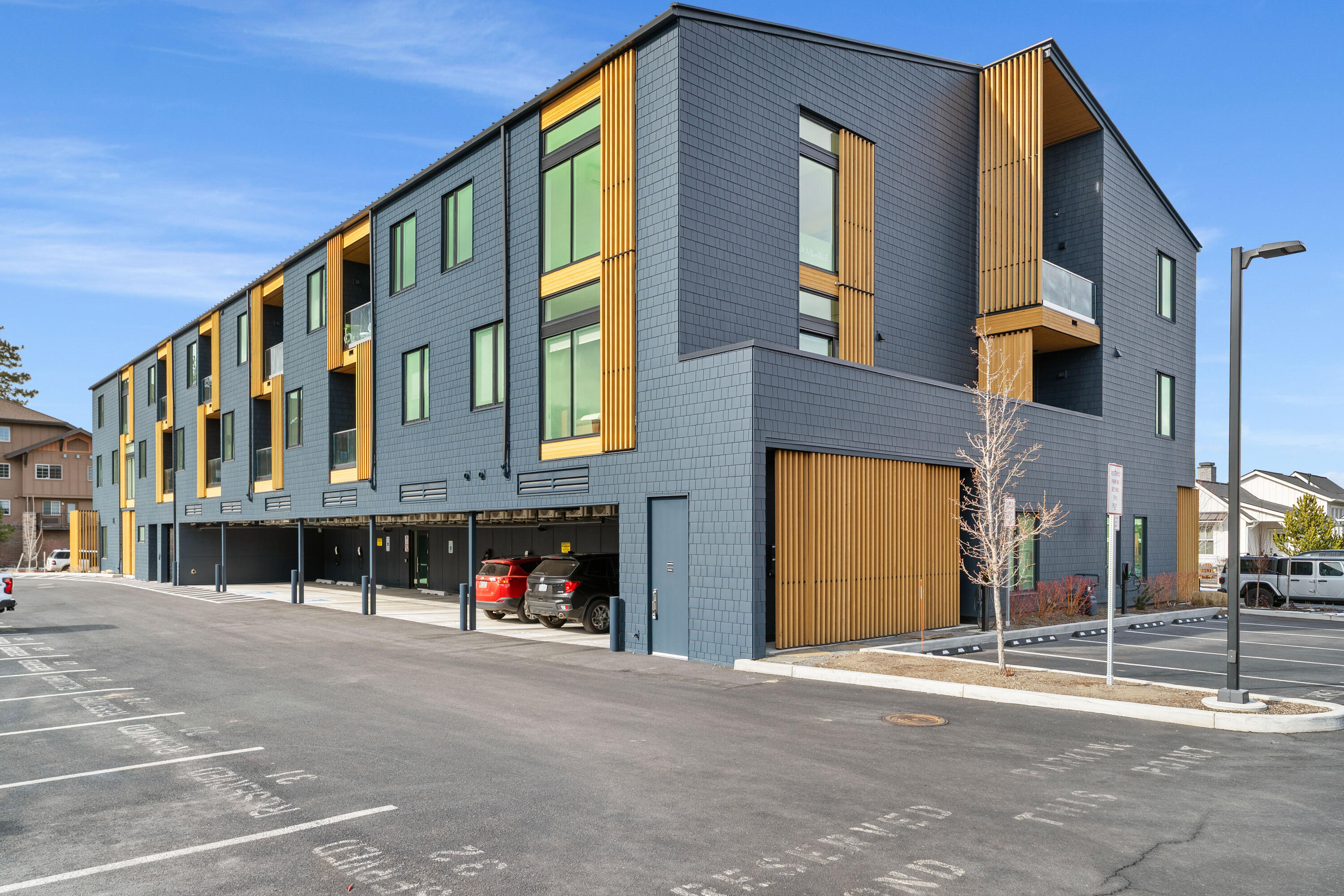 2745 NW Ordway Avenue, 207