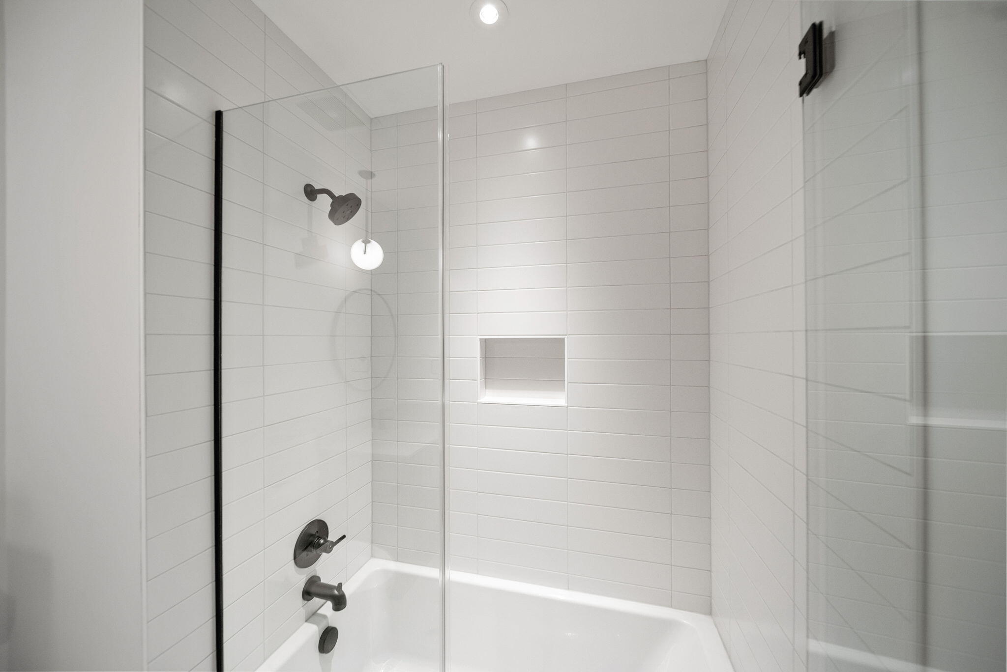 2745 NW Ordway Avenue, 207