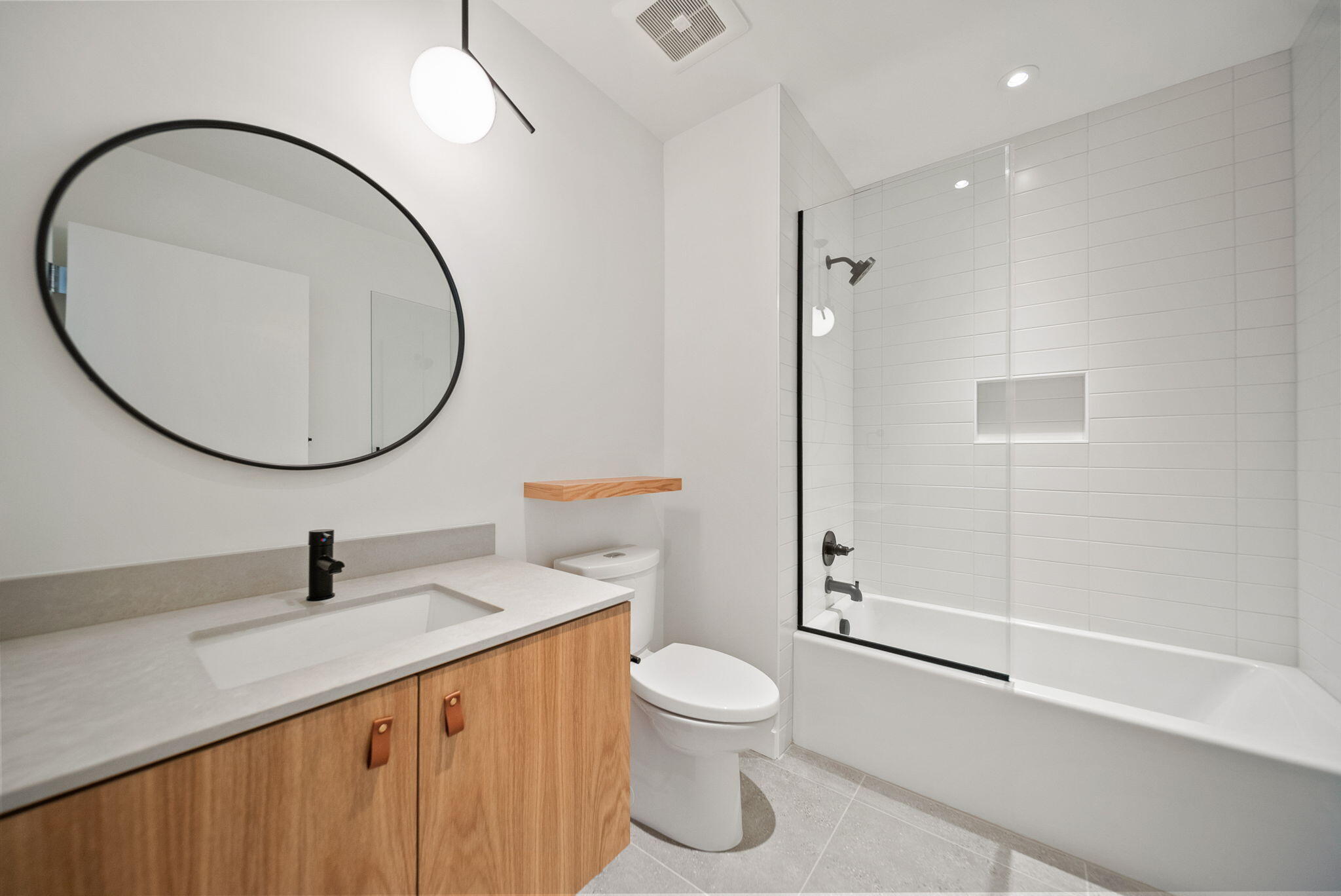 2745 NW Ordway Avenue, 207