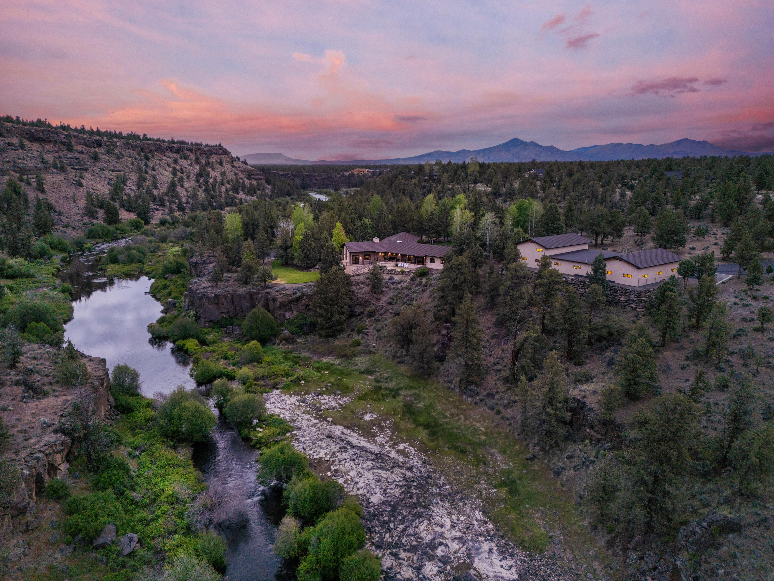 8050 NW Grubstake Way