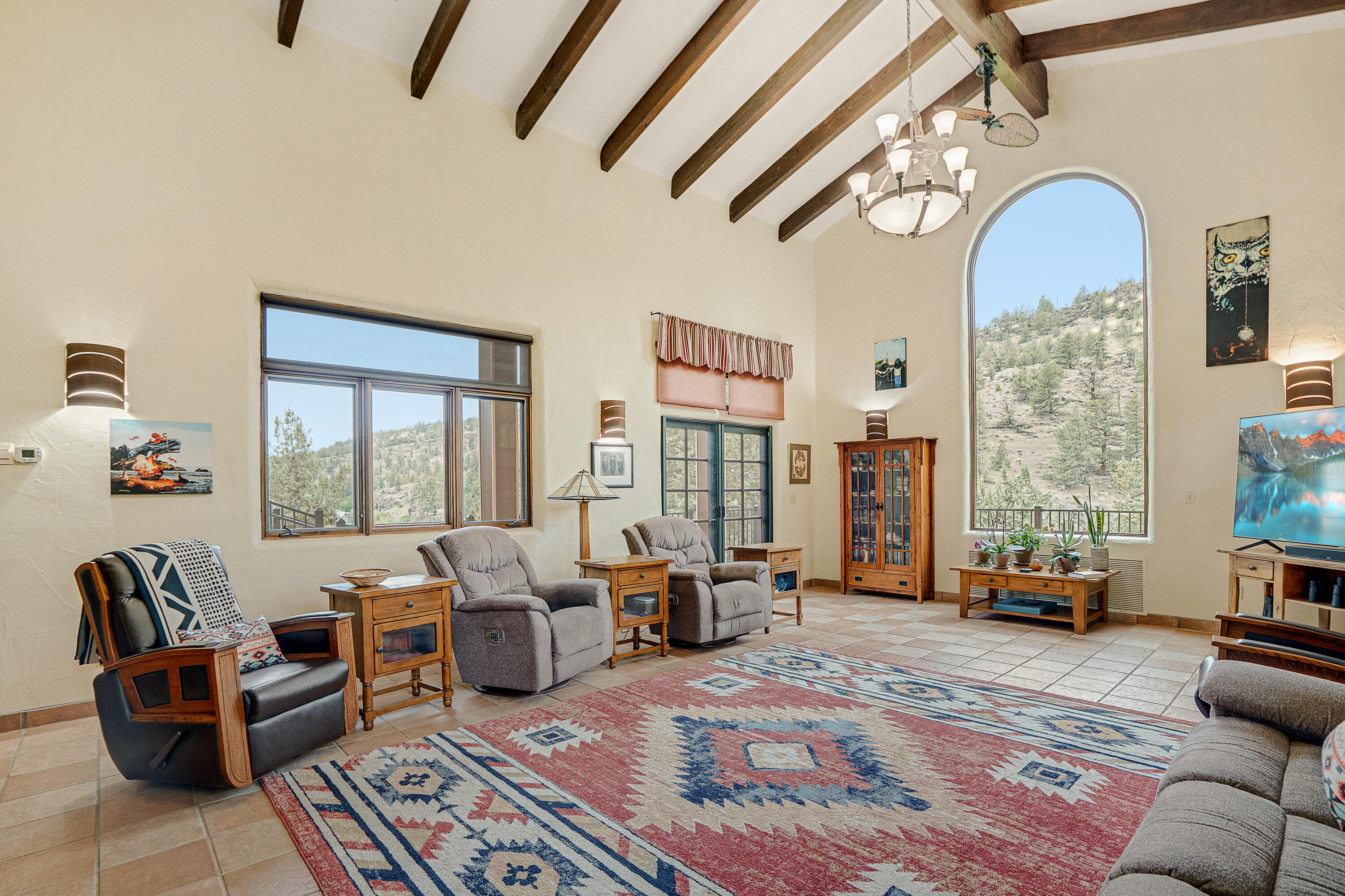 8050 NW Grubstake Way