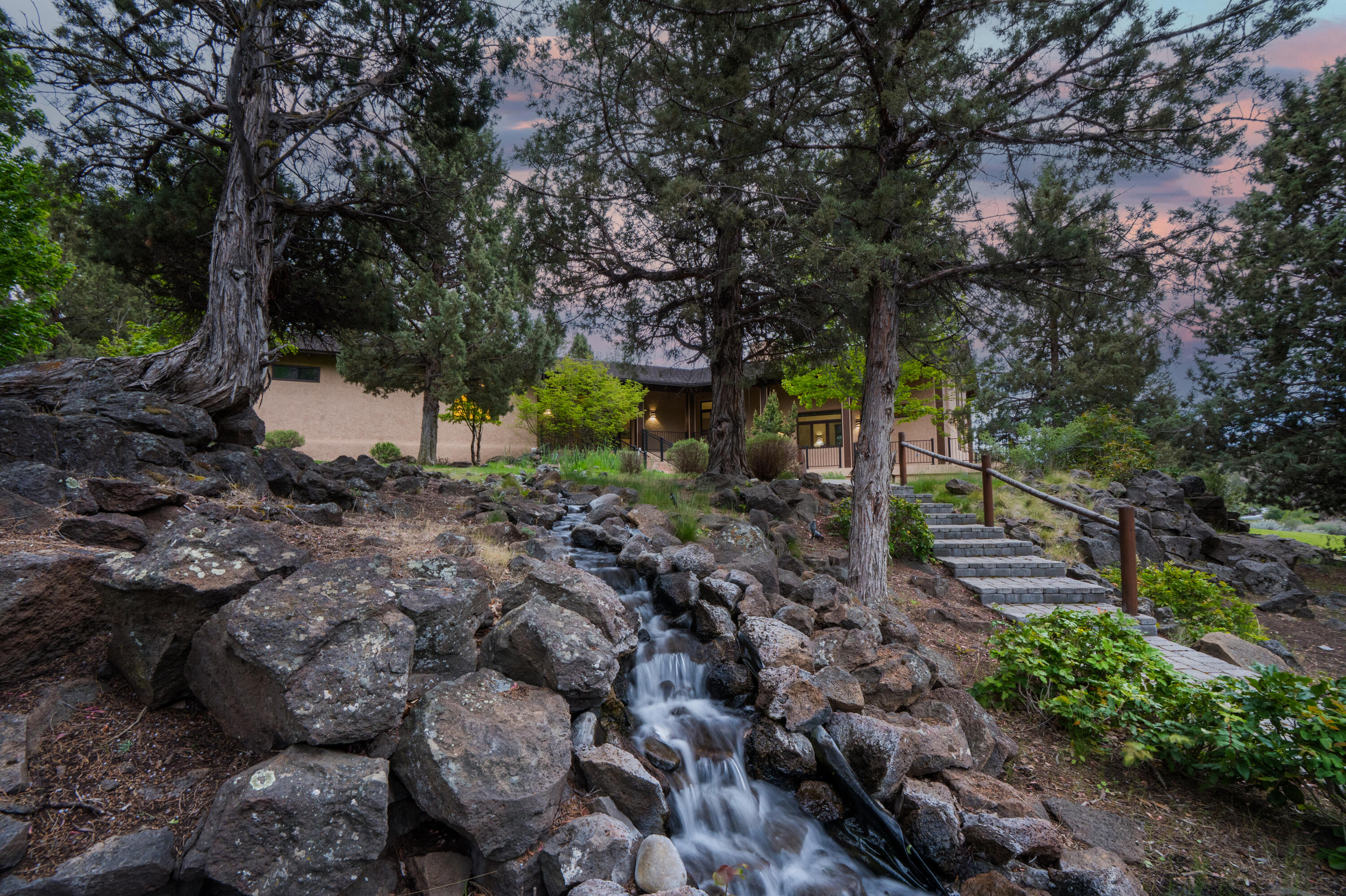 8050 NW Grubstake Way