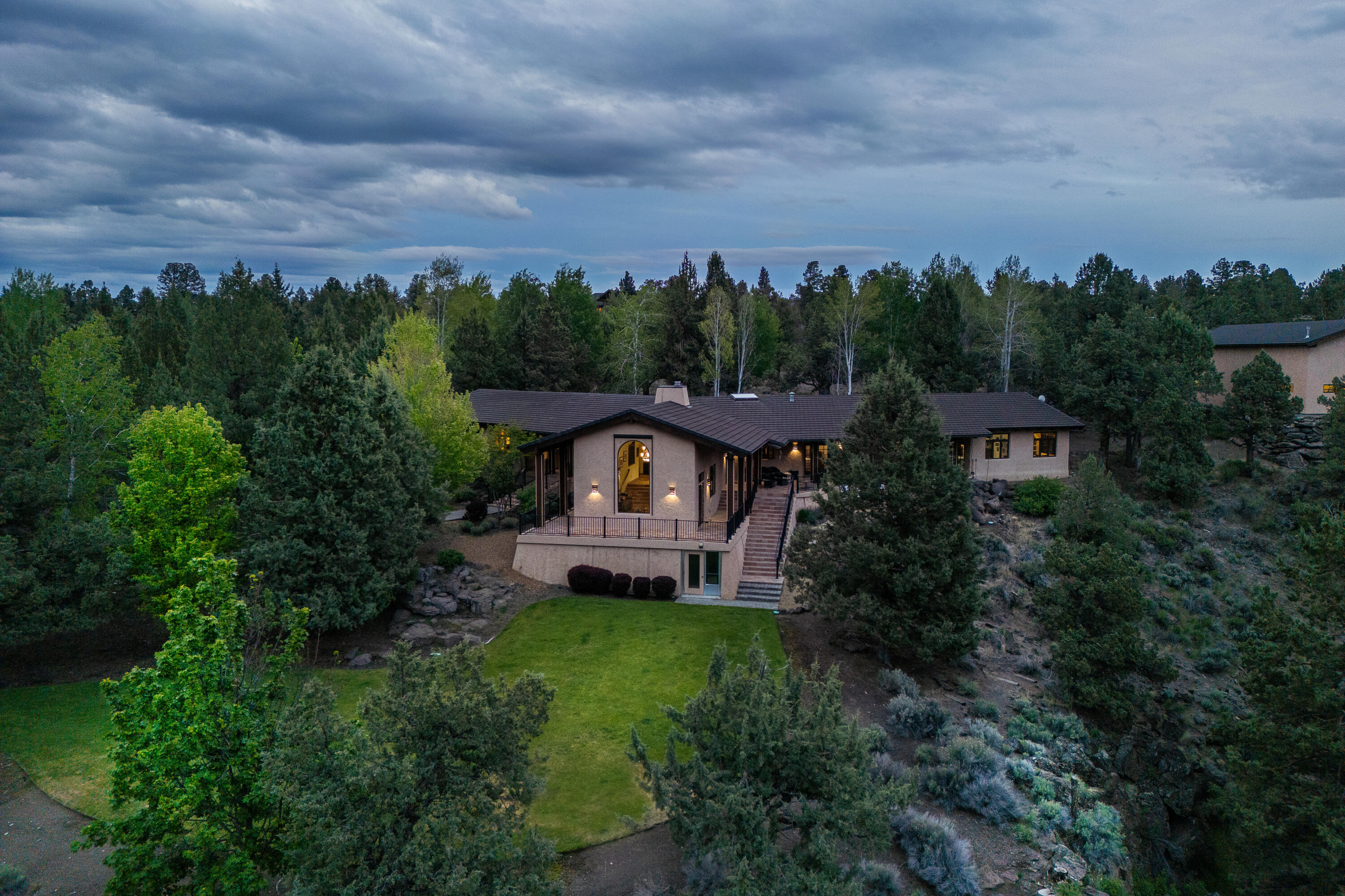 8050 NW Grubstake Way