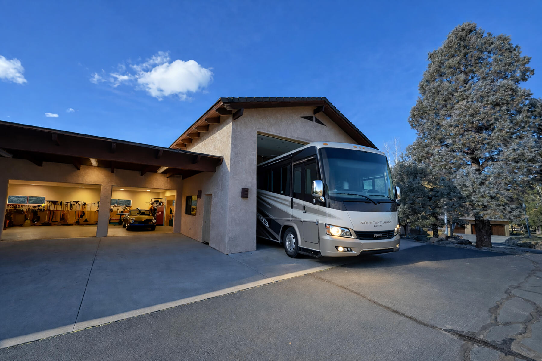 8050 NW Grubstake Way