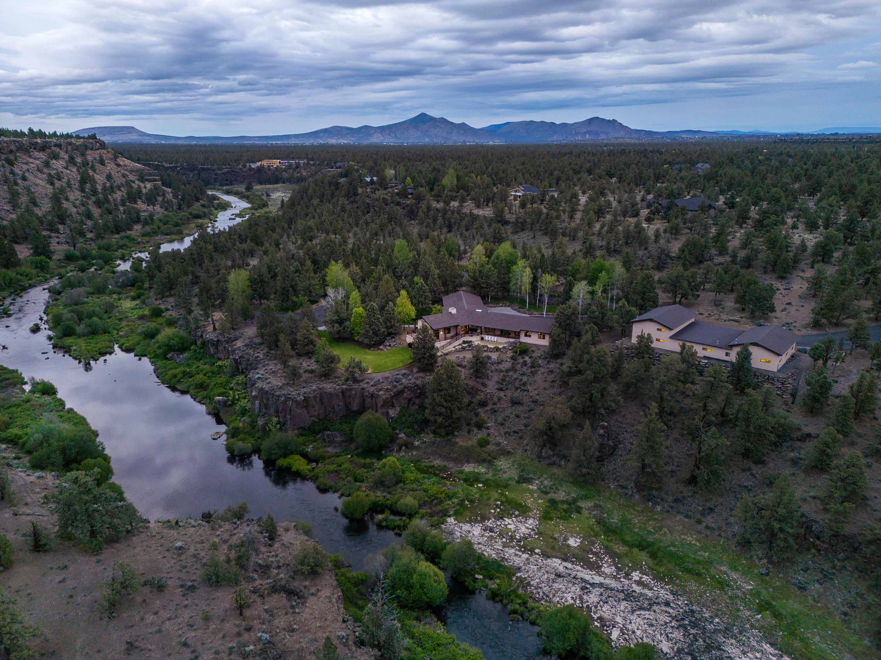 8050 NW Grubstake Way