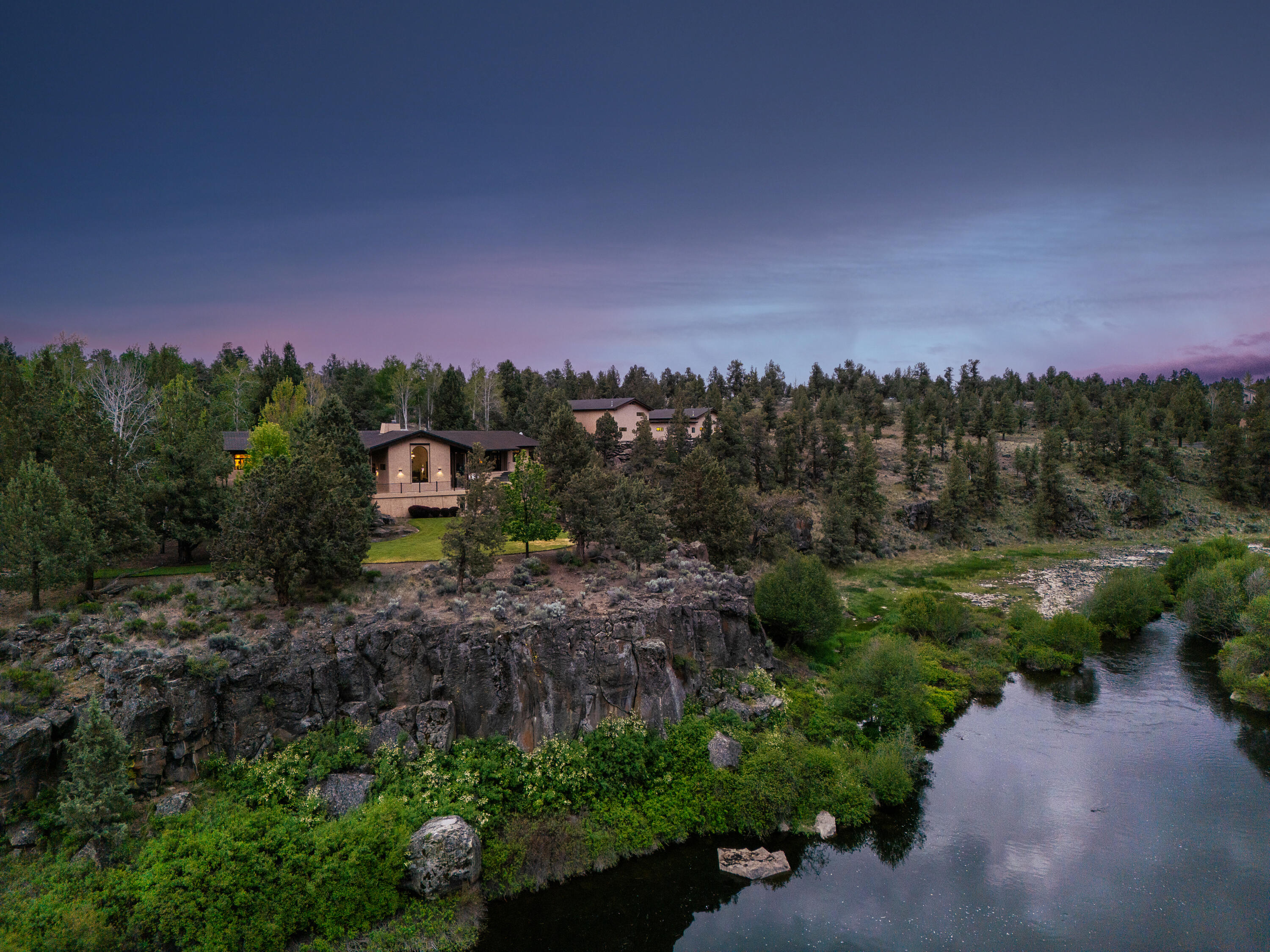 8050 NW Grubstake Way