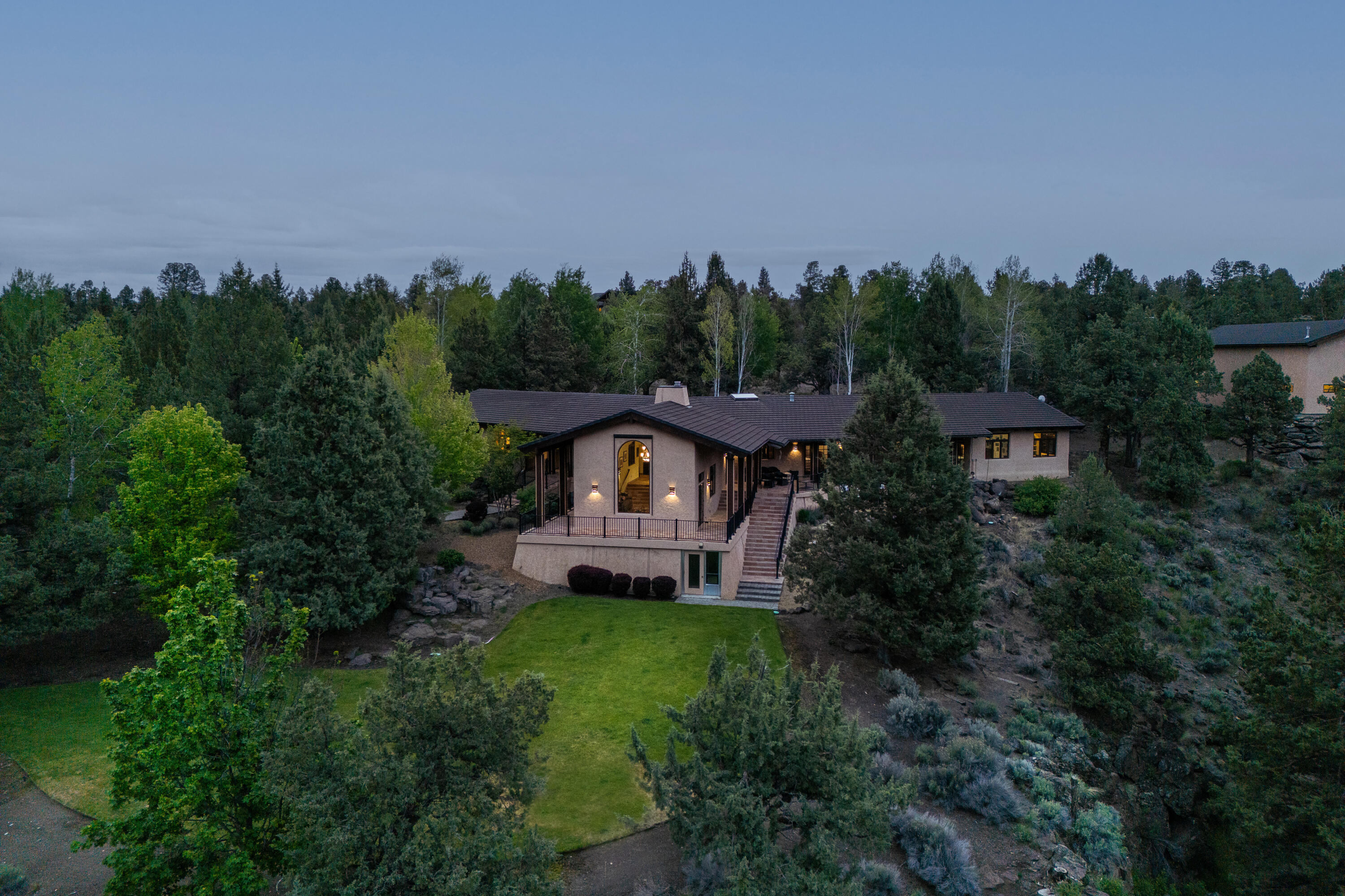 8050 NW Grubstake Way