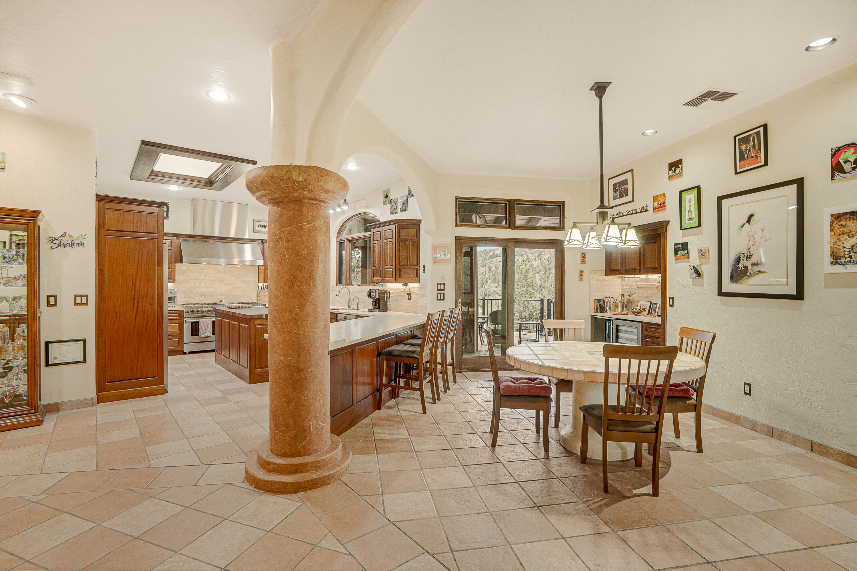 8050 NW Grubstake Way