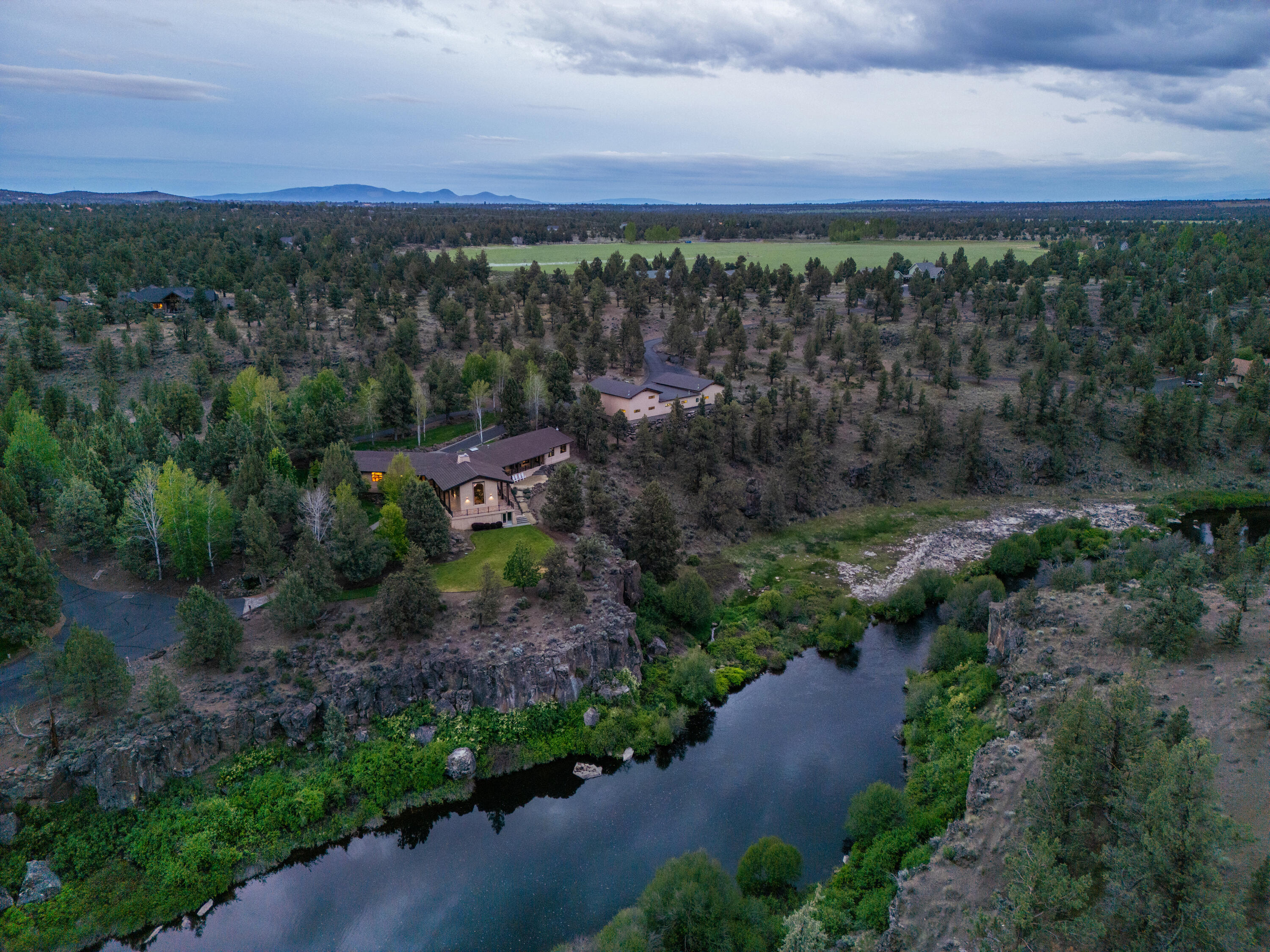 8050 NW Grubstake Way