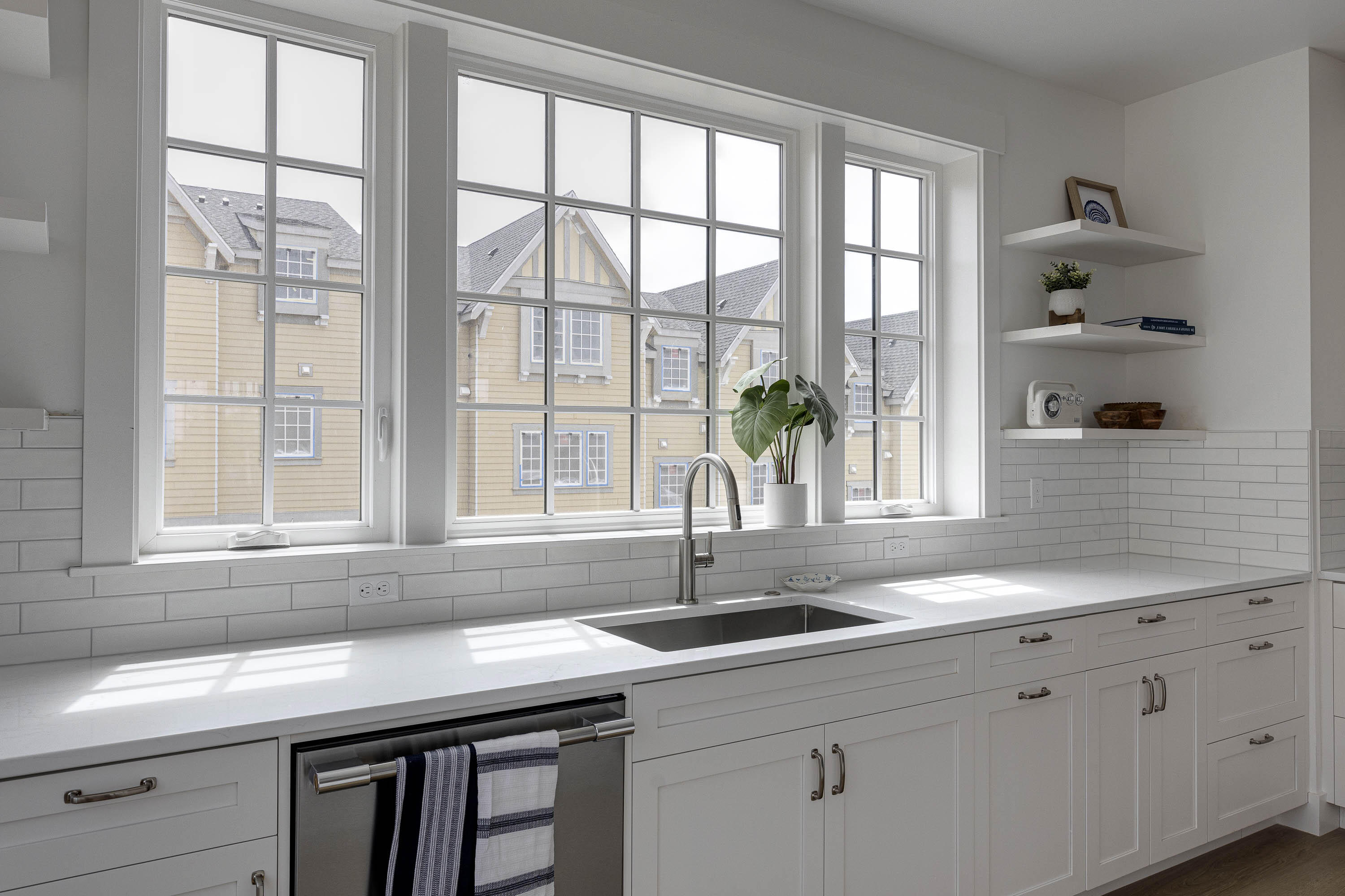 419 NE Moonwake Lane, 17