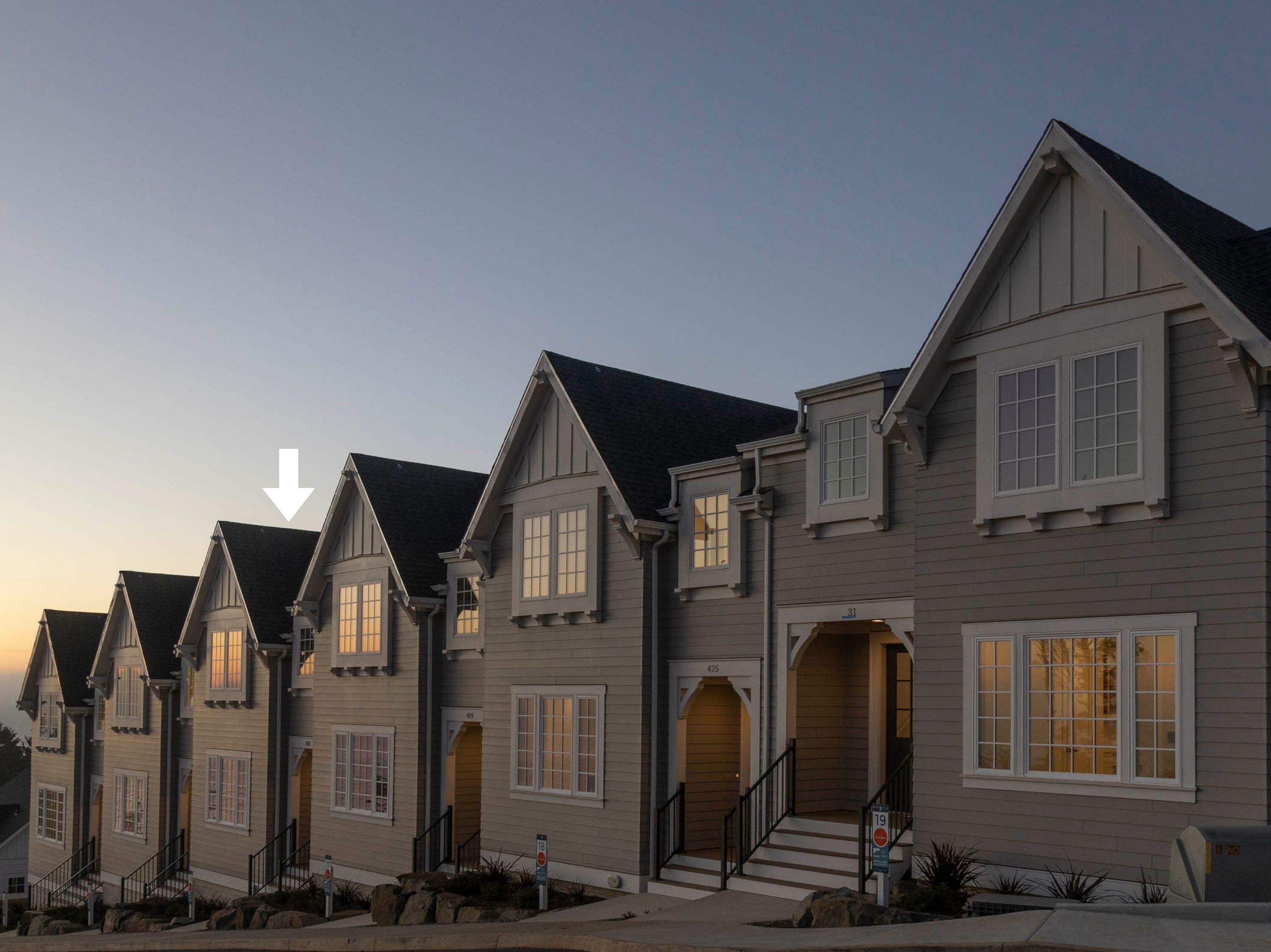 419 NE Moonwake Lane, 17