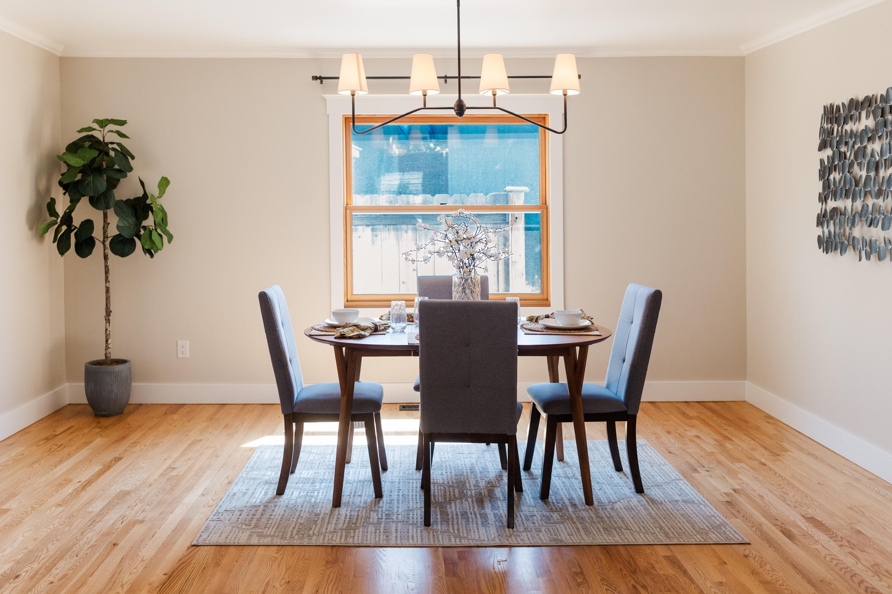 621 NW Delaware Avenue