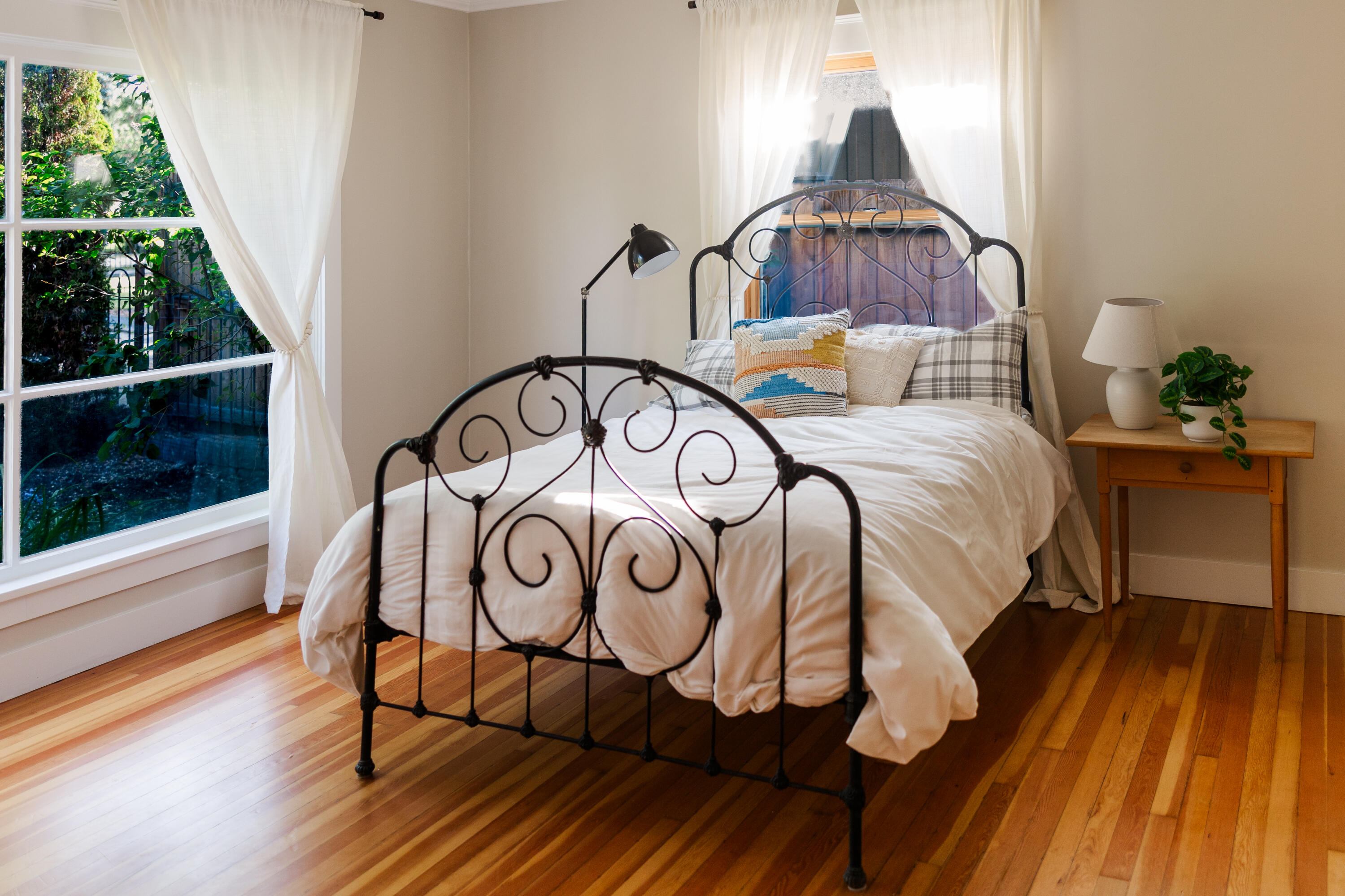 621 NW Delaware Avenue