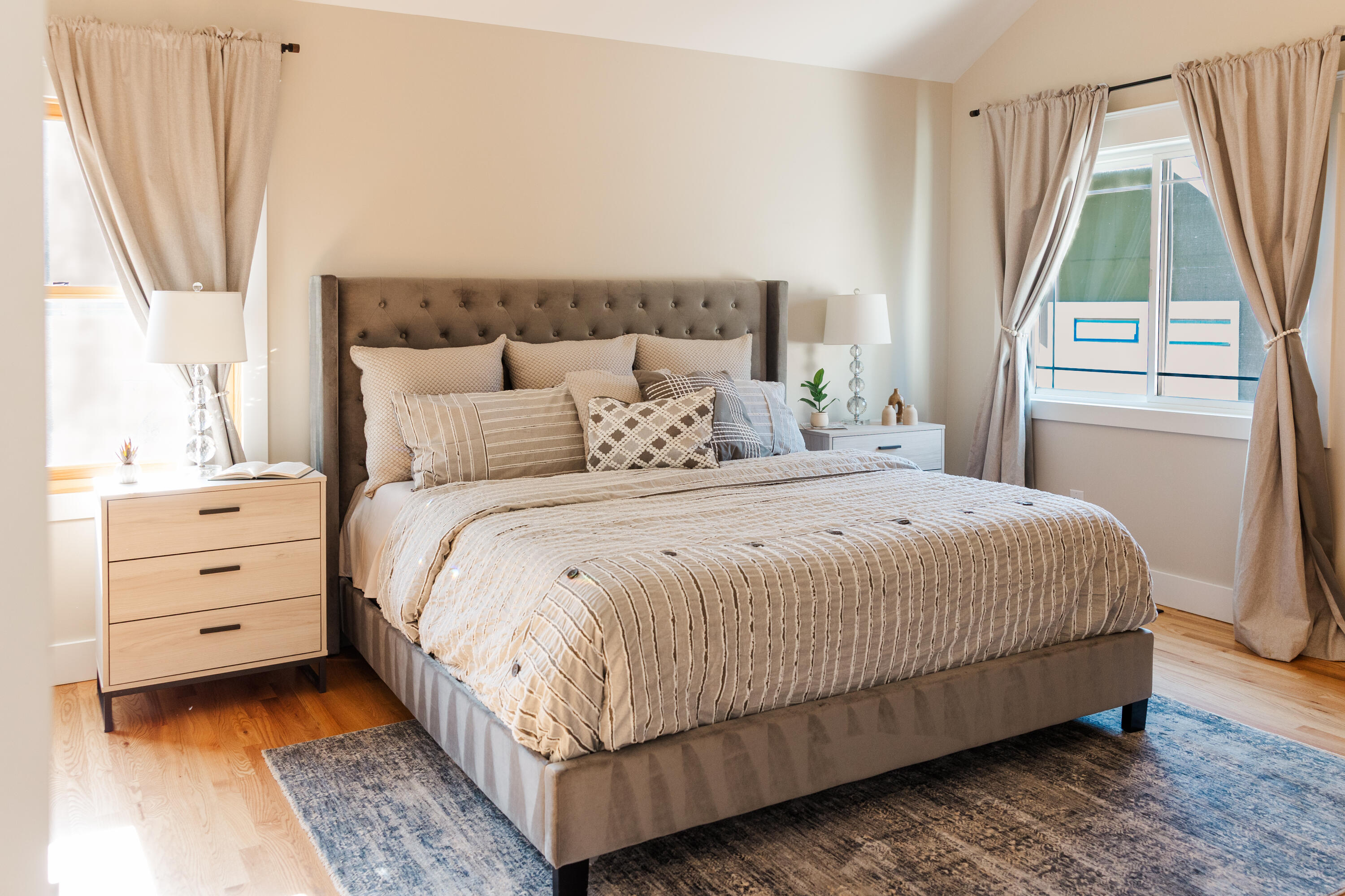 621 NW Delaware Avenue