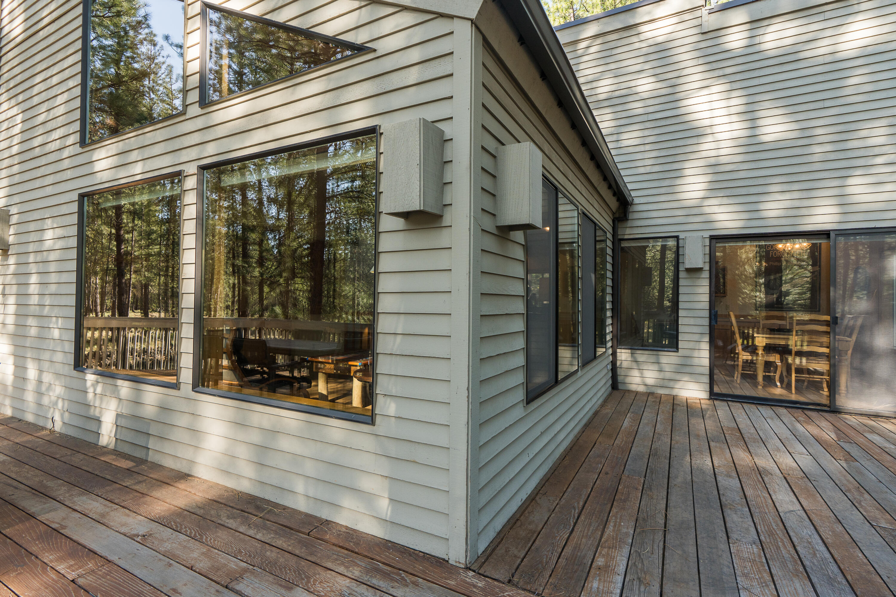 70457 Ponderosa Lane