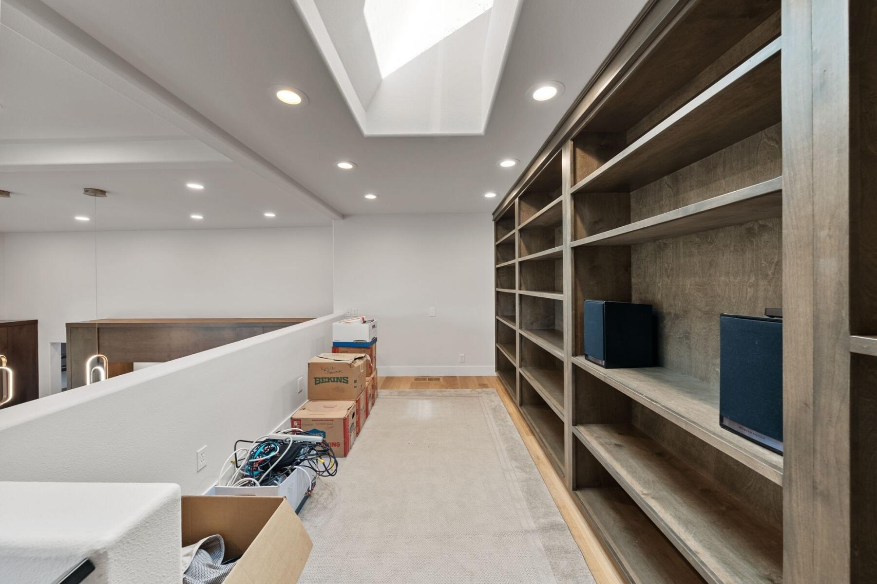 2803 NW Starview Drive