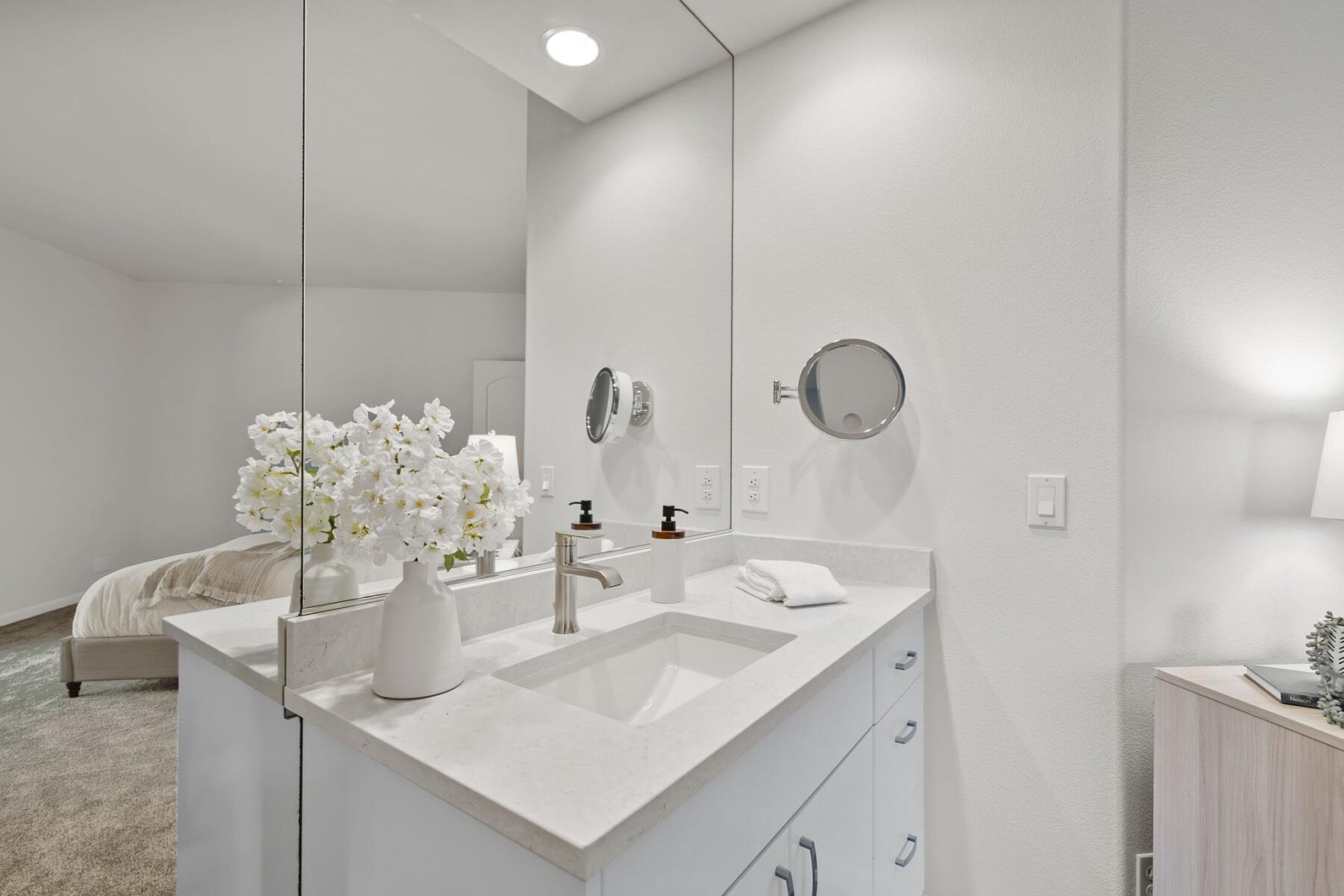 2803 NW Starview Drive