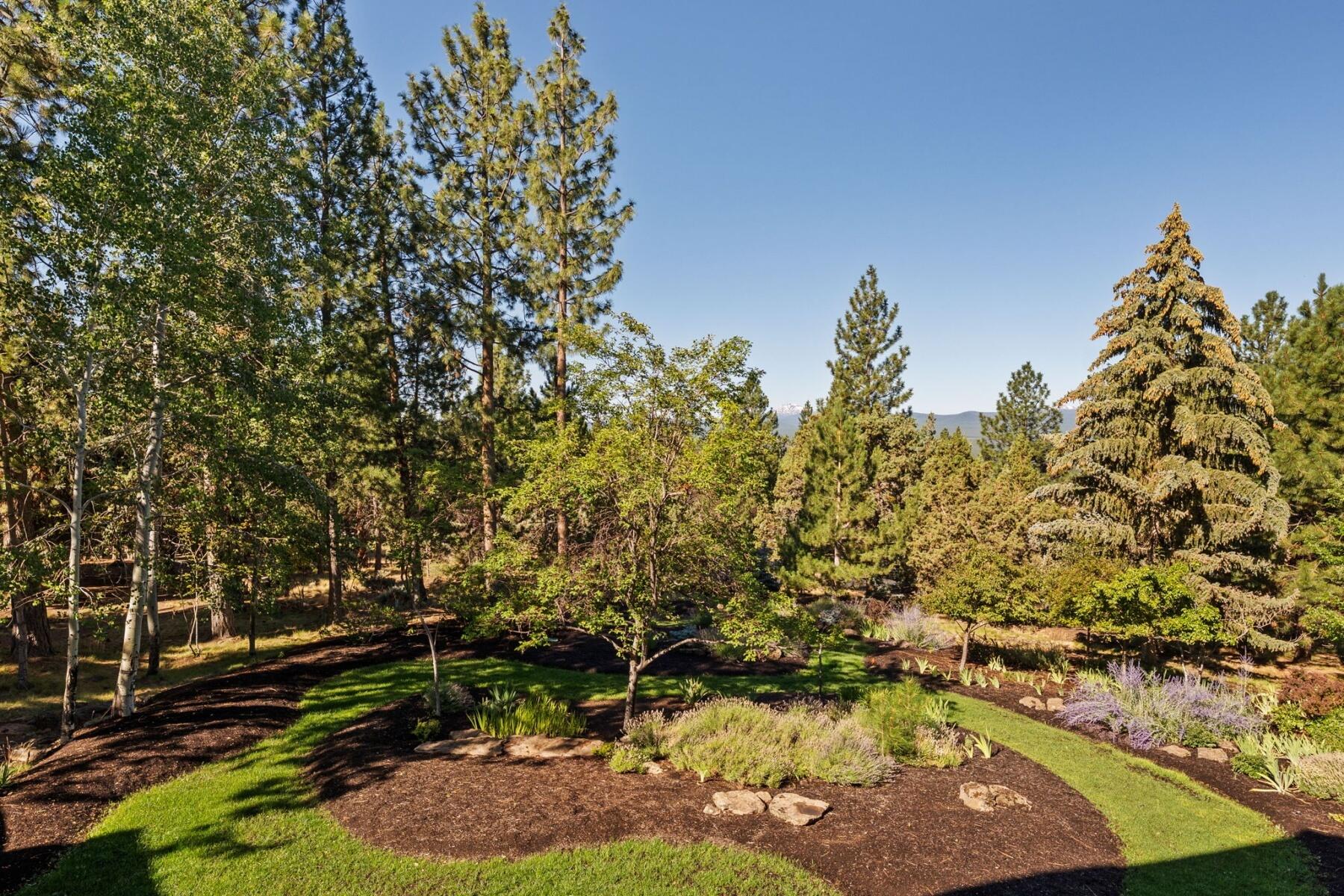 2803 NW Starview Drive