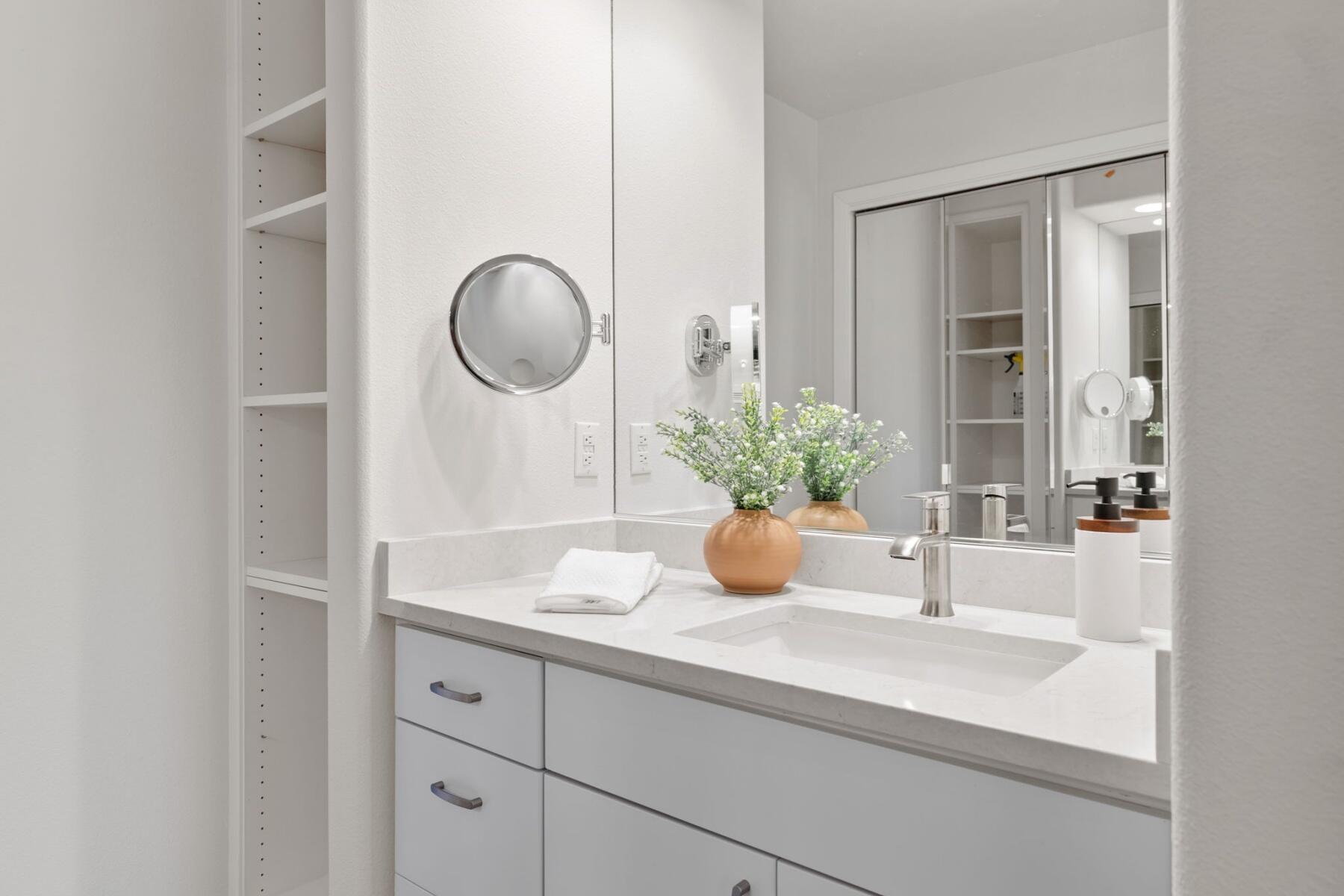 2803 NW Starview Drive