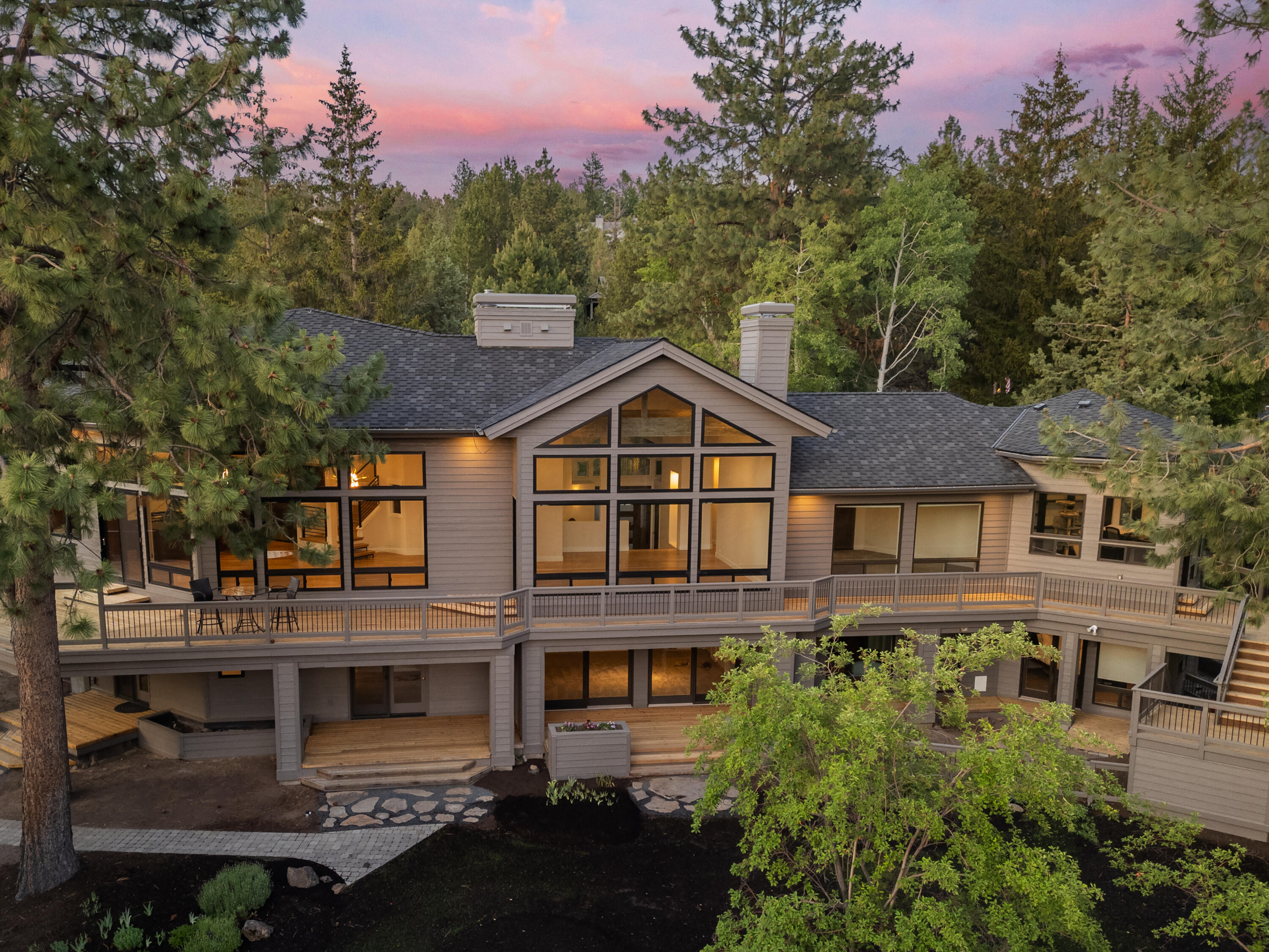 2803 NW Starview Drive