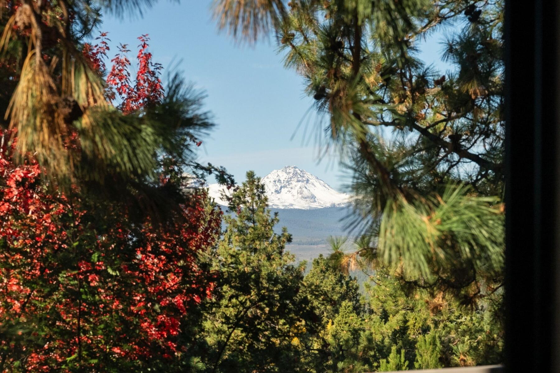 2803 NW Starview Drive