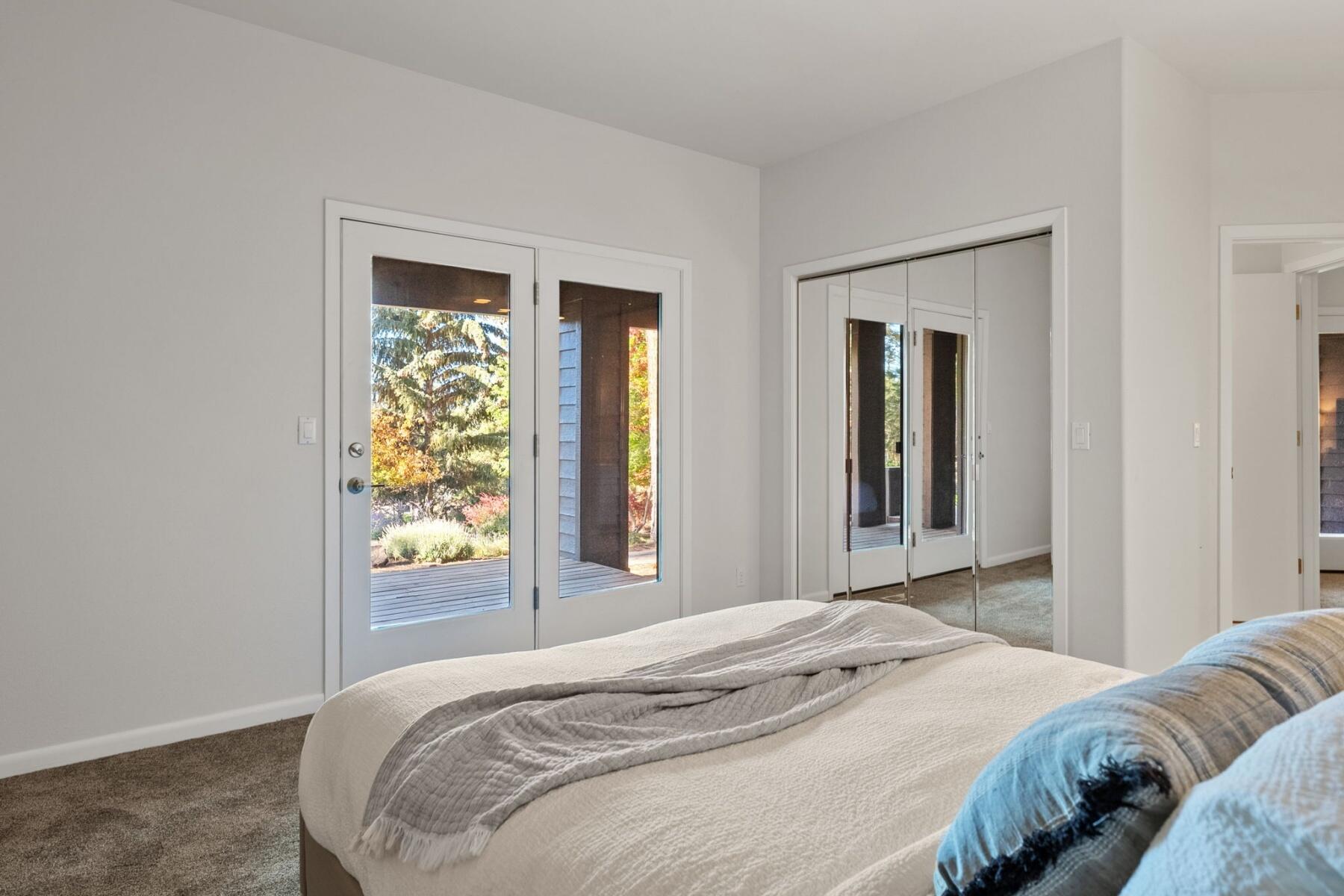 2803 NW Starview Drive