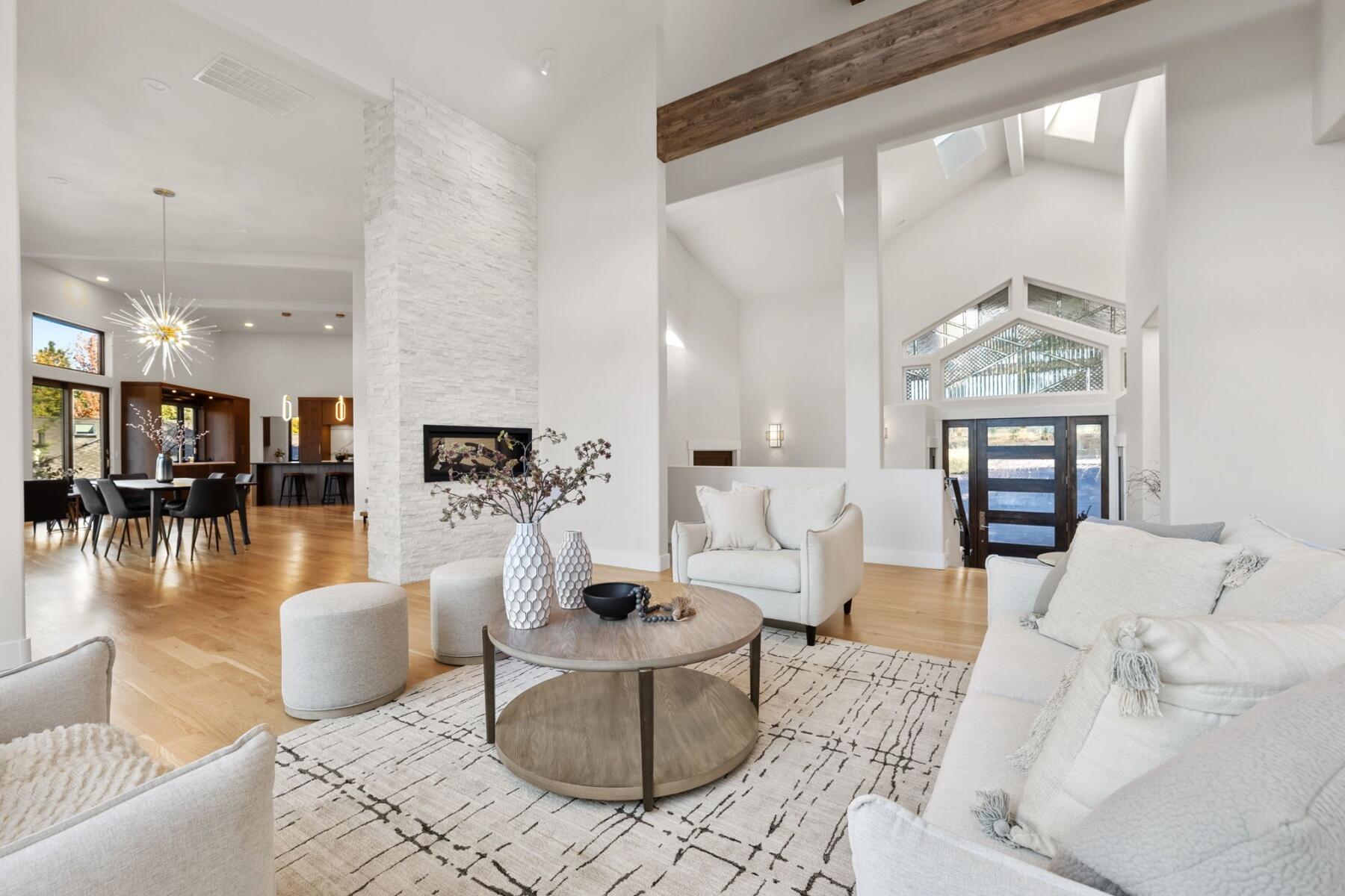 2803 NW Starview Drive