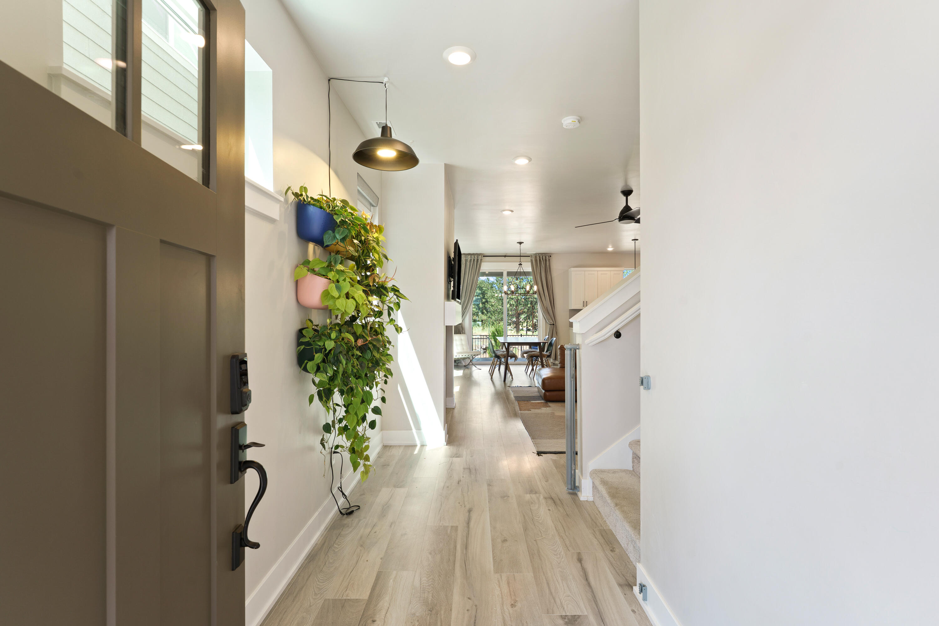 3771 NE Tellus Drive