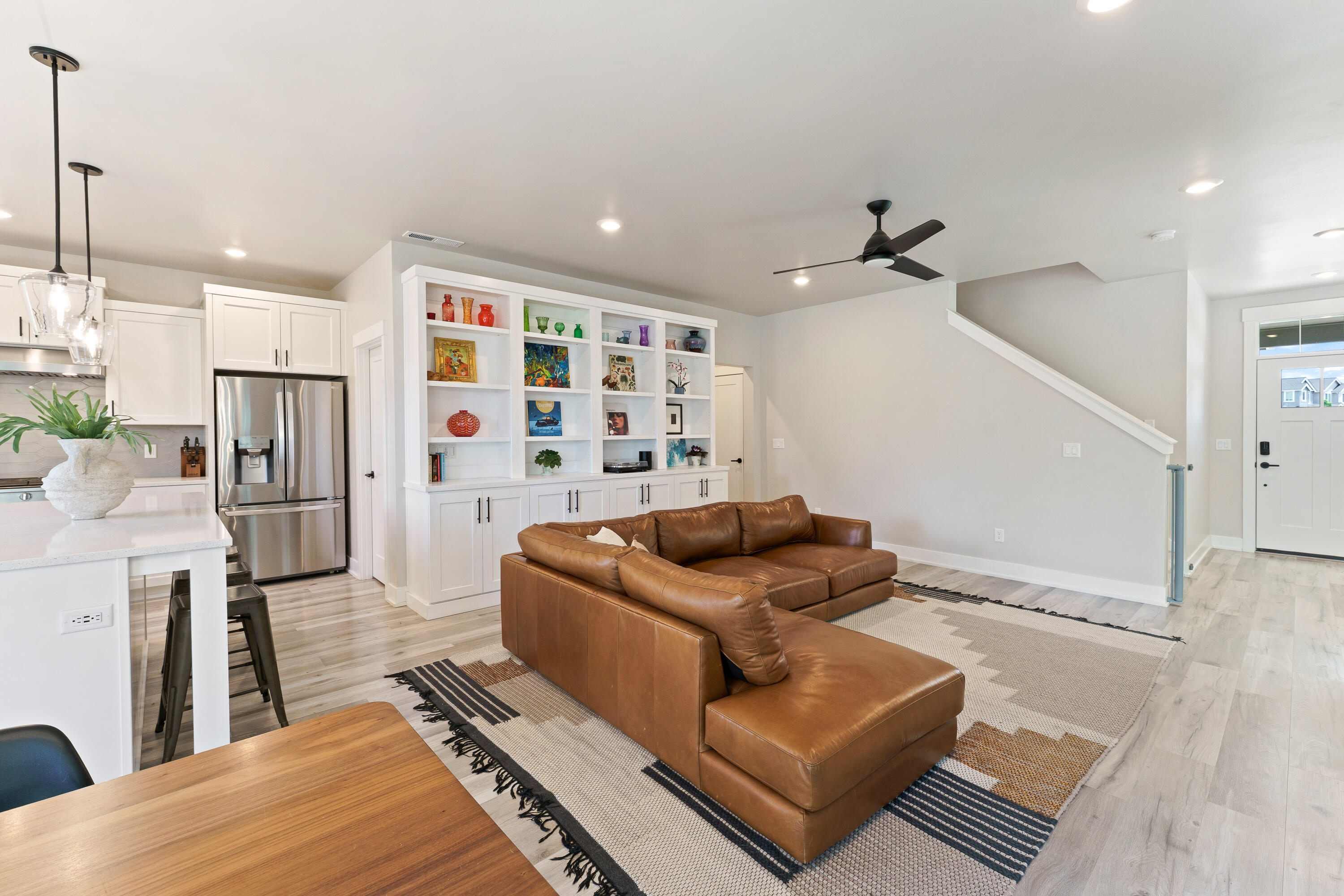 3771 NE Tellus Drive