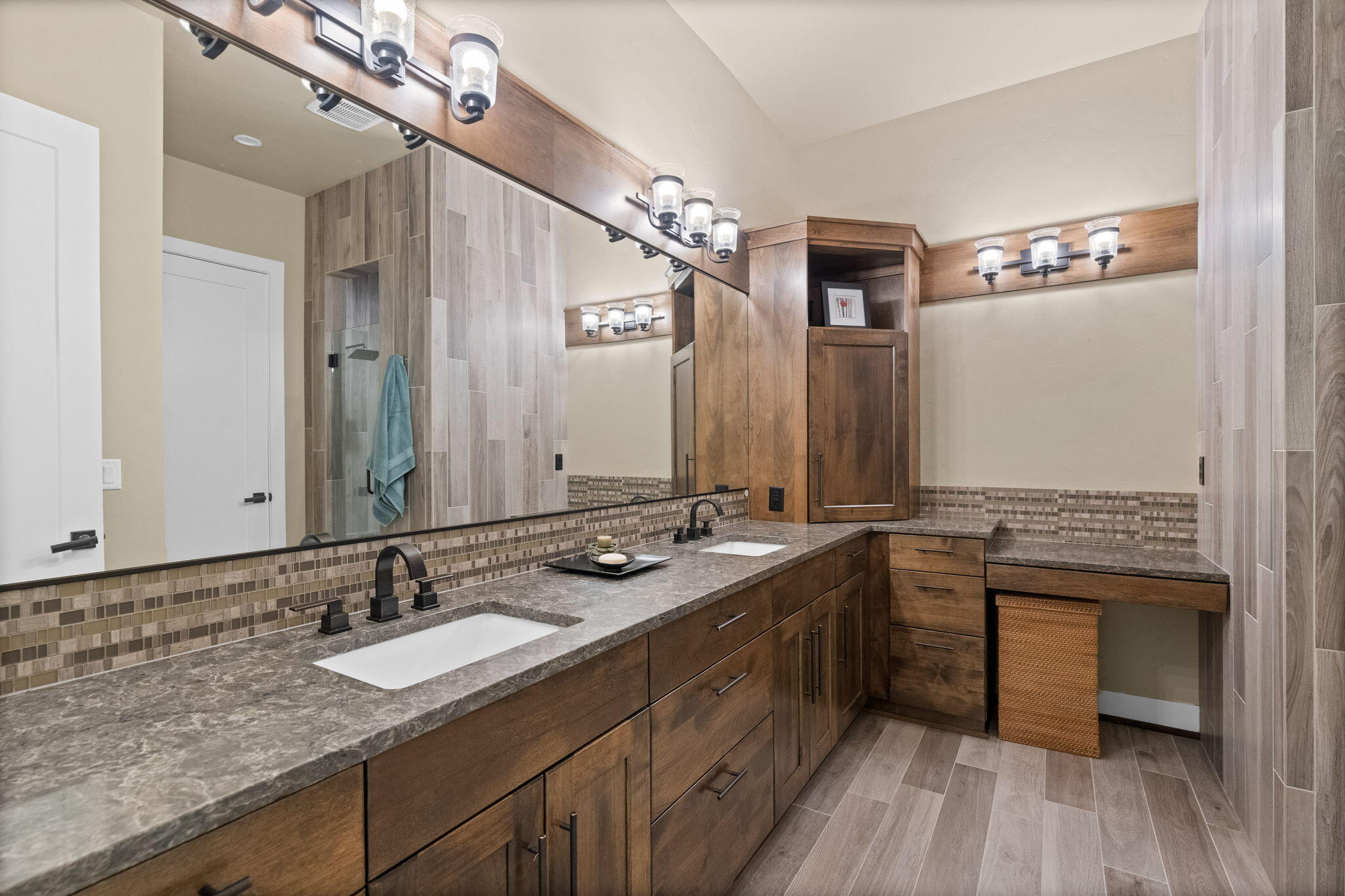 19651 Painted Ridge Loop